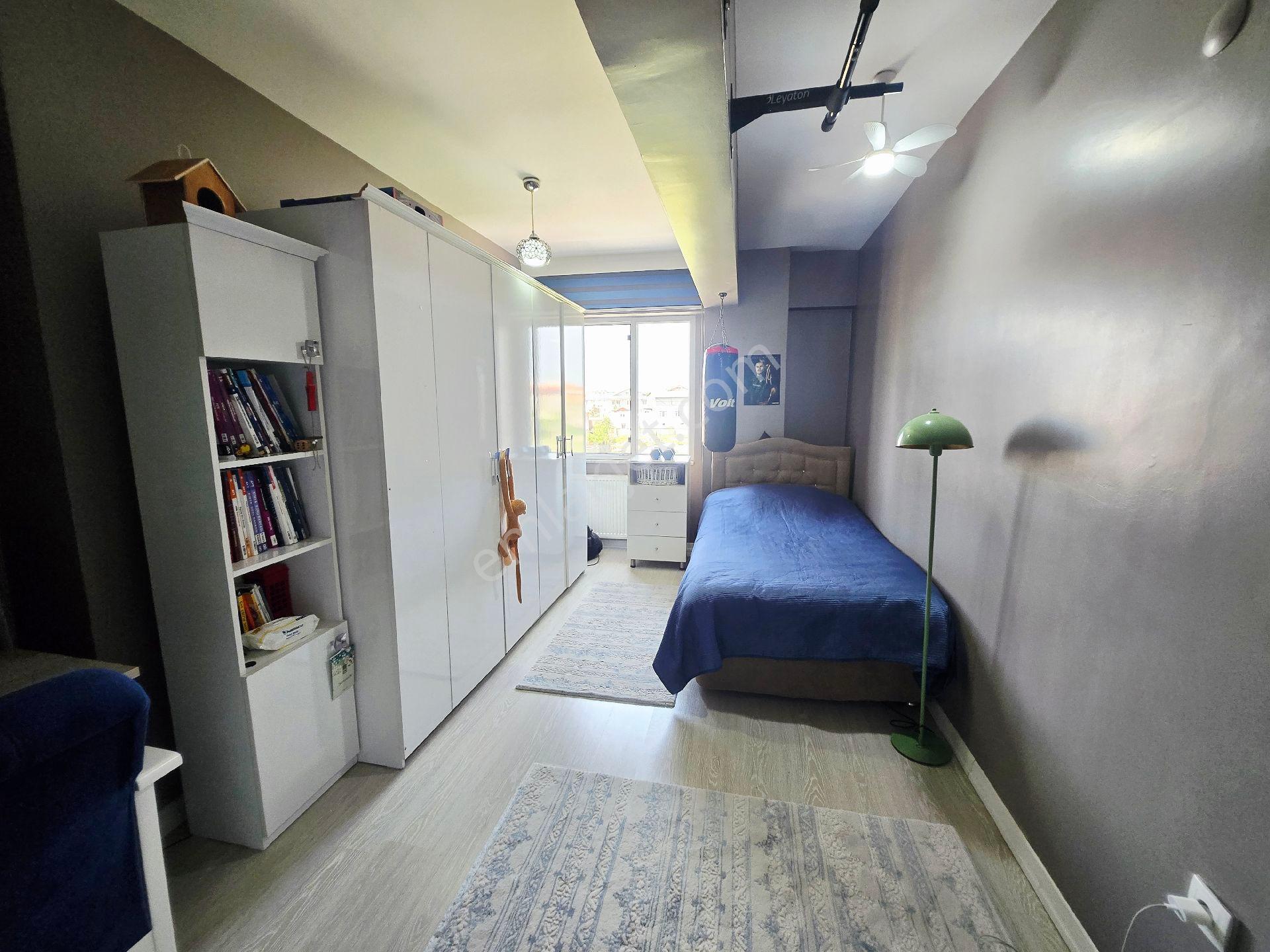 Remax Çark Cd Yakın 3. Kat Satılık Lüks Daire - Görsel 18