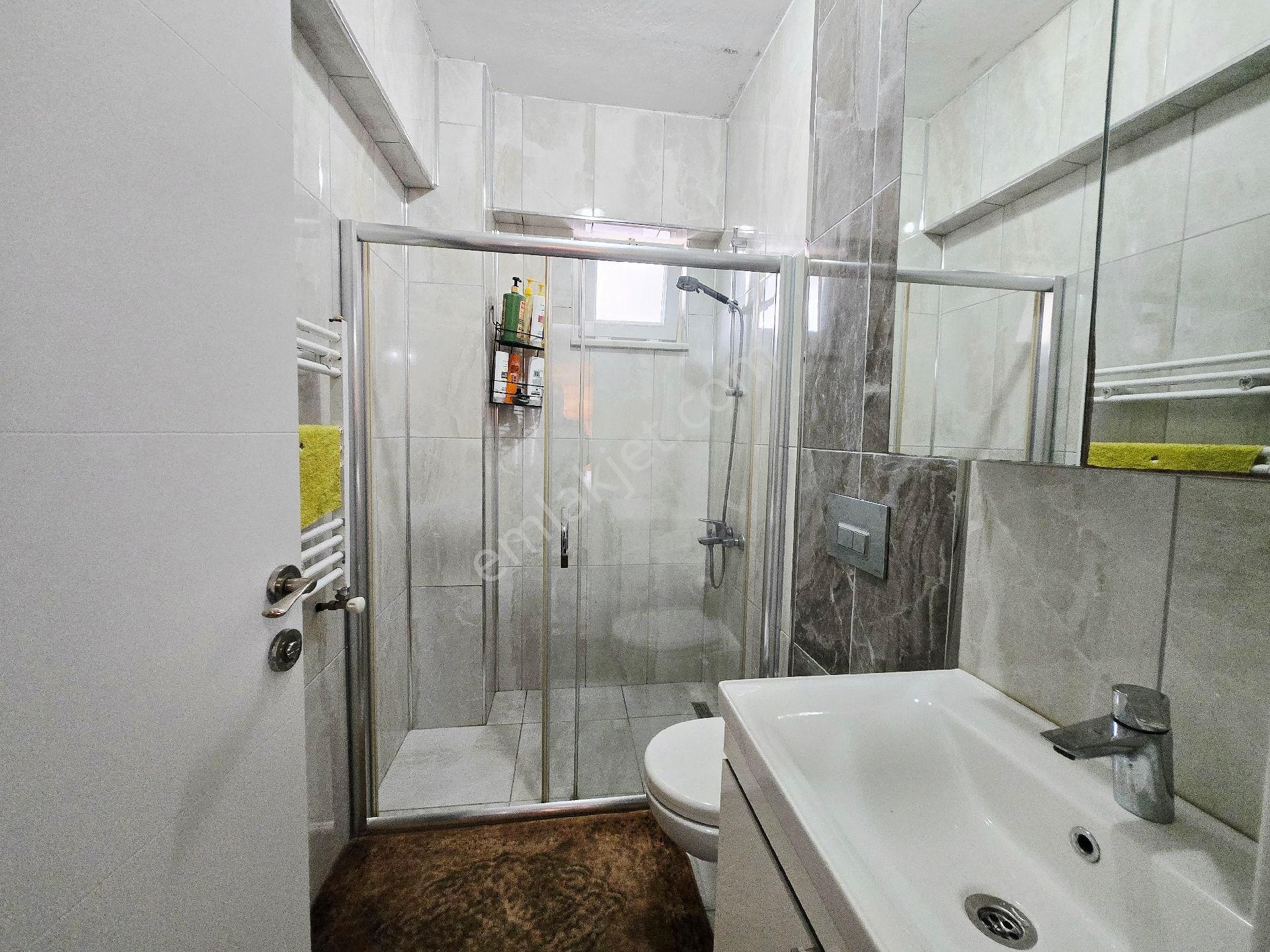 Remax Çark Cd Yakın 3. Kat Satılık Lüks Daire - Görsel 32