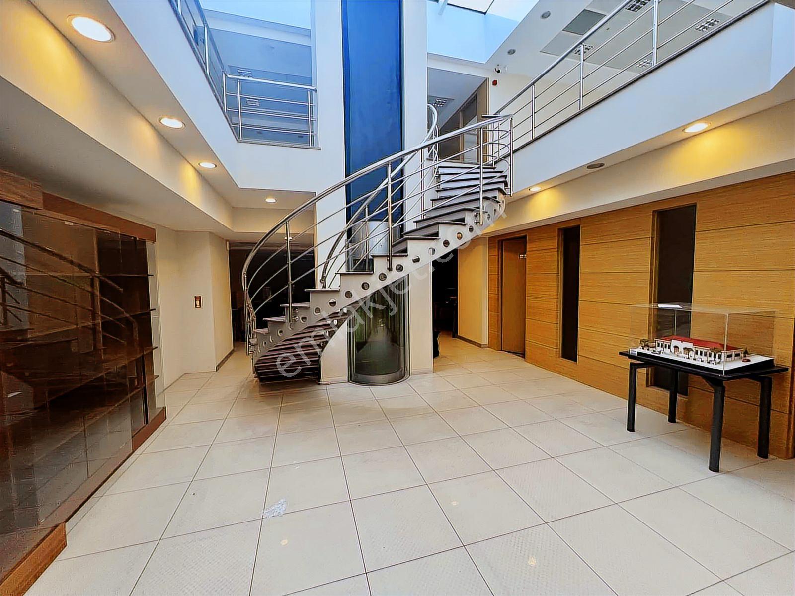 Bahçelievler Basınekspers 'te Kiralık Prestijli Ofis Plaza Katı - Görsel 7