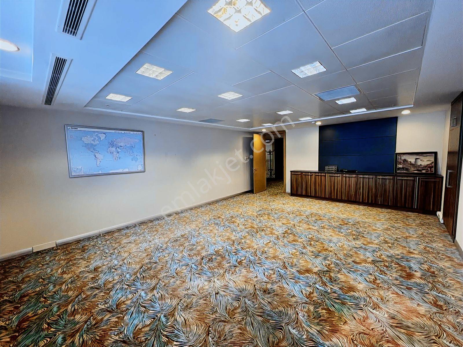 Bahçelievler Basınekspers 'te Kiralık Prestijli Ofis Plaza Katı - Görsel 4