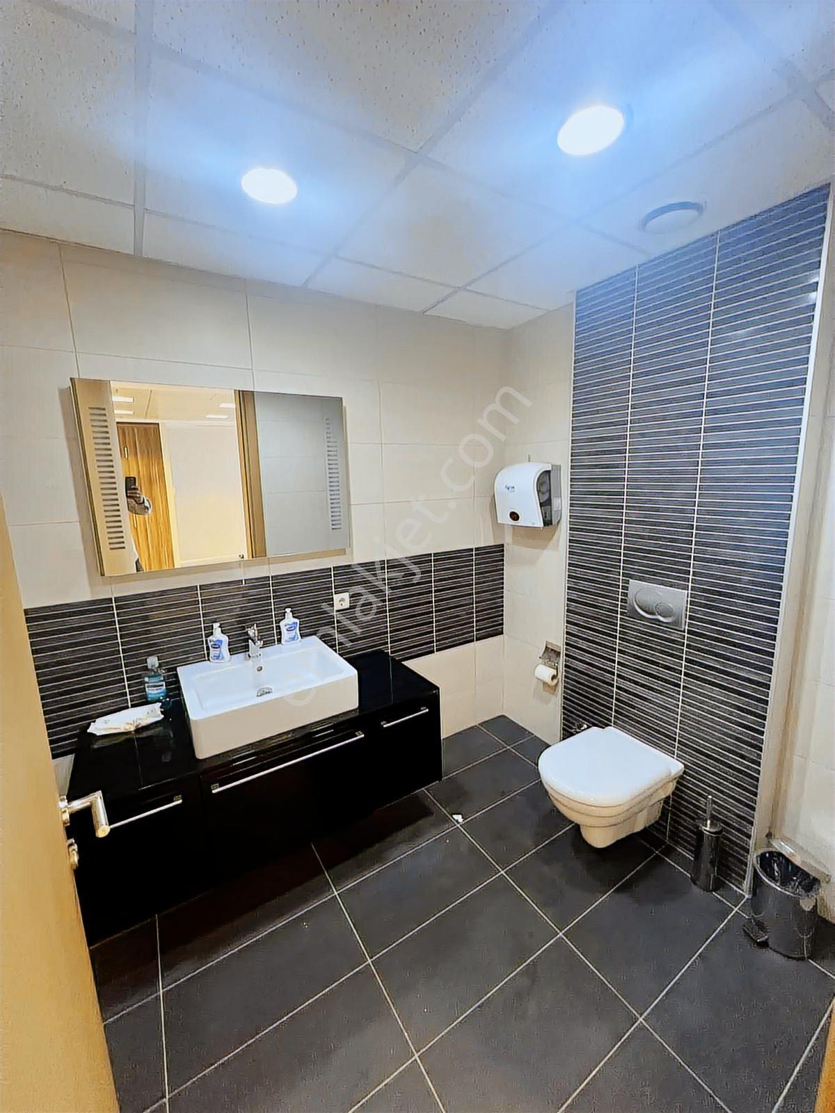 Bahçelievler Basınekspers 'te Kiralık Prestijli Ofis Plaza Katı - Görsel 21