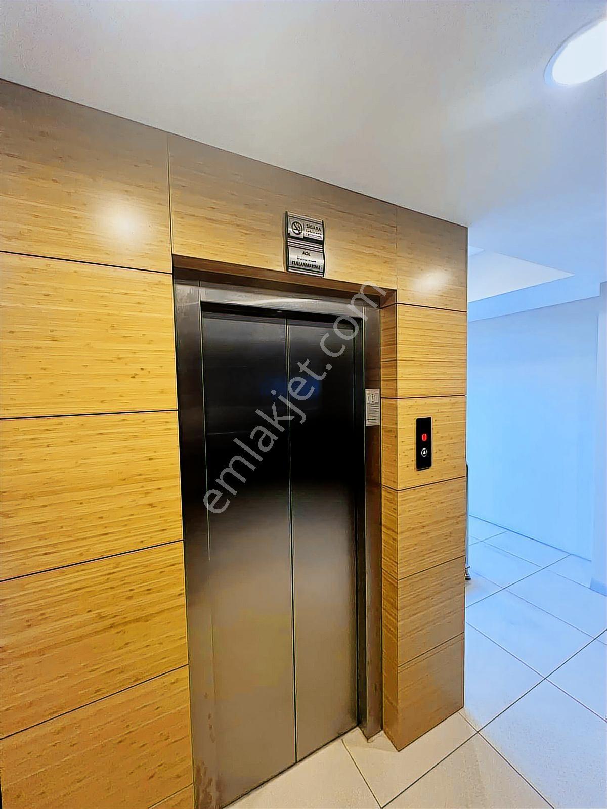 Bahçelievler Basınekspers 'te Kiralık Prestijli Ofis Plaza Katı - Görsel 22