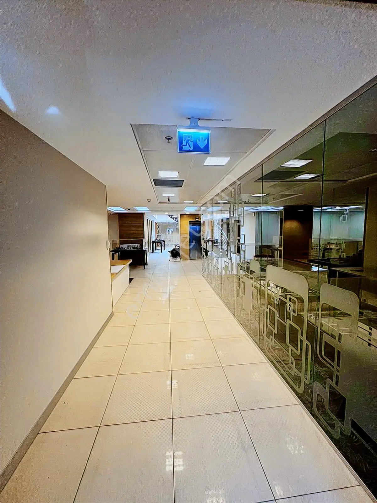 Bahçelievler Basınekspers 'te Kiralık Prestijli Ofis Plaza Katı - Görsel 35