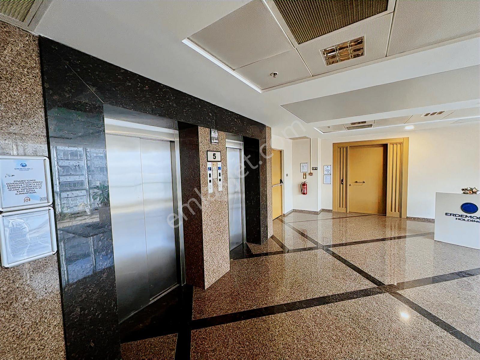 Bahçelievler Basınekspers 'te Kiralık Prestijli Ofis Plaza Katı - Görsel 11
