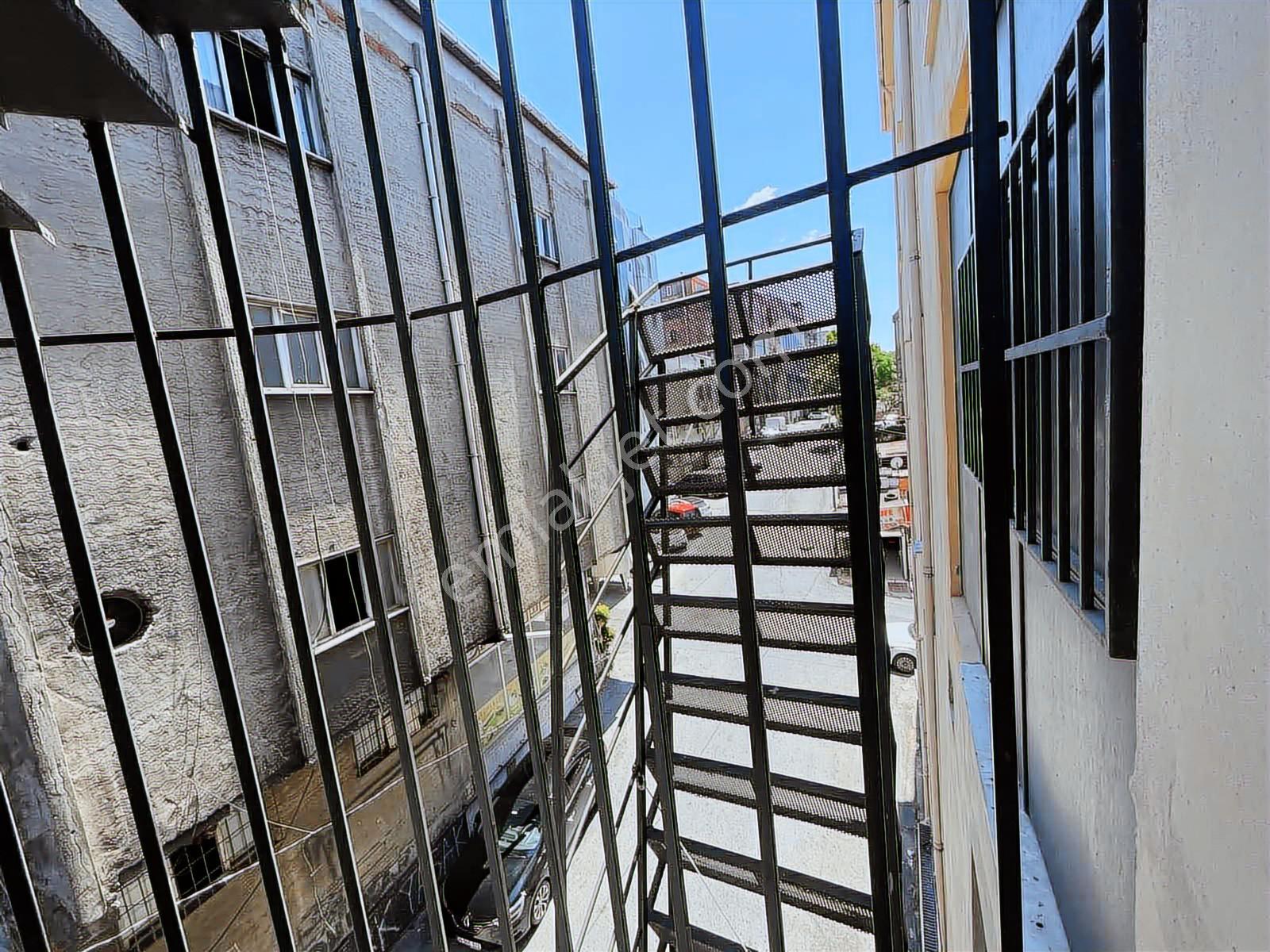 Bahçelievler Yenibosna'da Yük Asansörlü Boş İmalathane-depo - Görsel 15