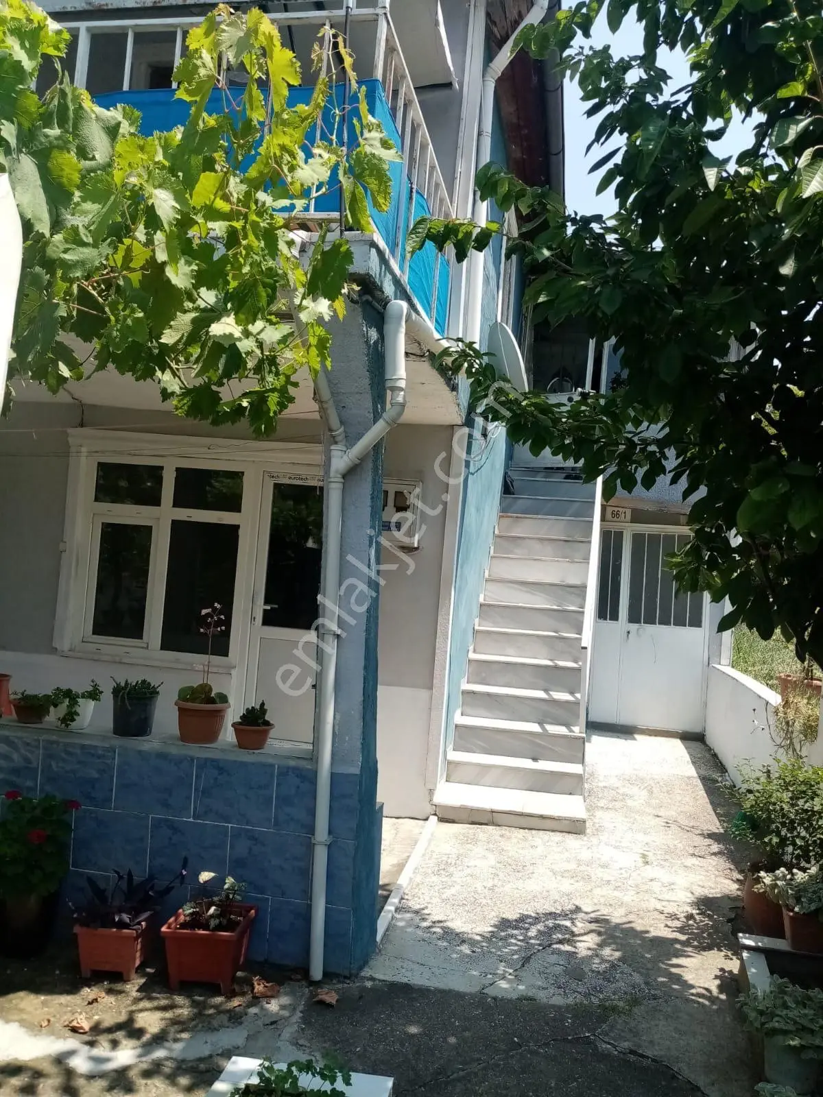 Güller Ve Meyve Ağaçları İçinde Huzurlu Bir Yaşam Sizi Bekliyor!