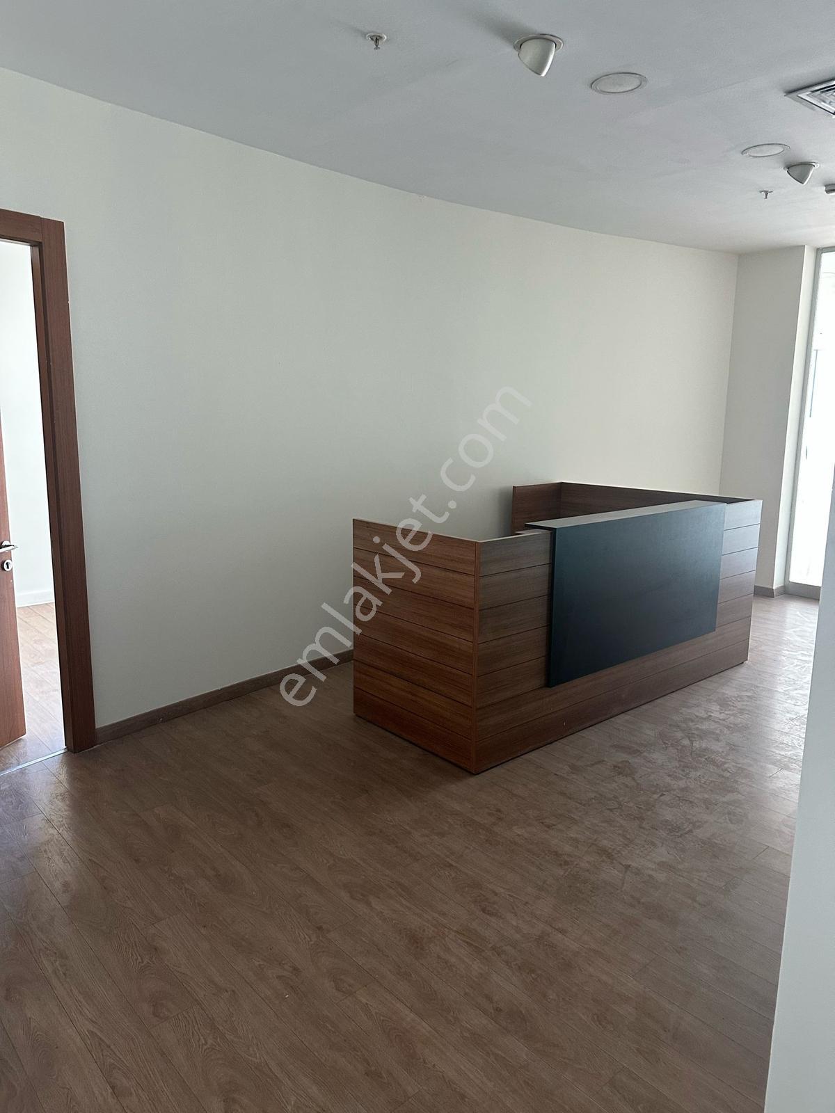 Bahçelievler Business Port Plazada Satılık Ofis Katı - Görsel 17