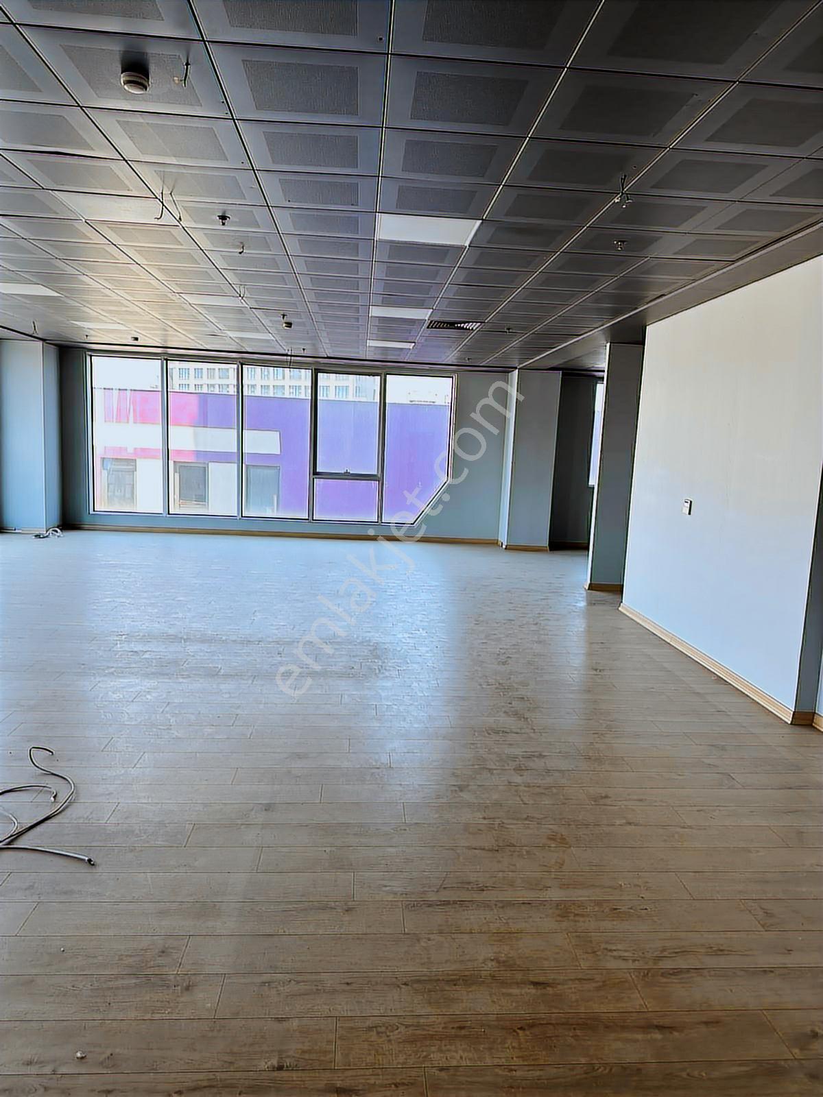 Bahçelievler Business Port Plazada Satılık Ofis Katı - Görsel 23