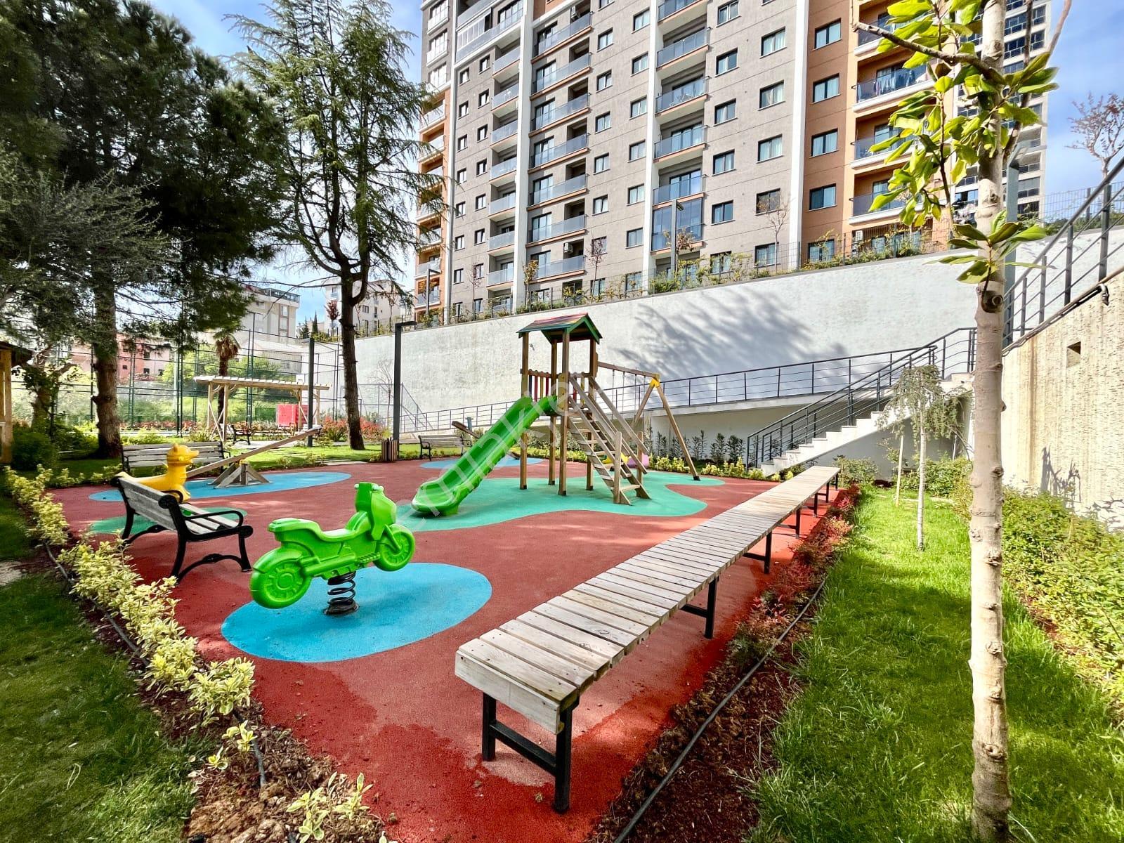 Kartal Hürriyet Mahallesi Havuzlu Otoparklı Sitede Satılık 3+1 Daire - Görsel 24