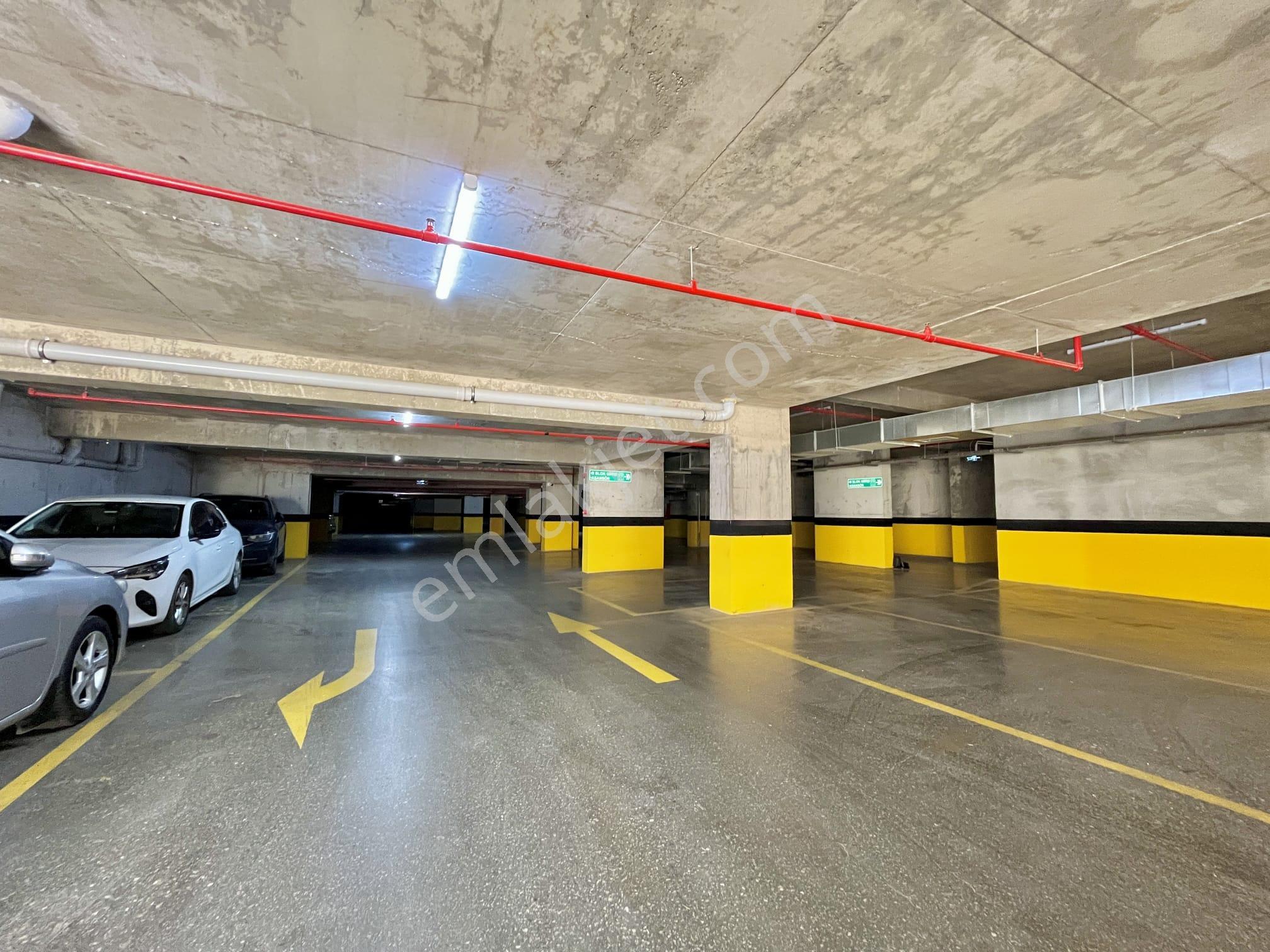 Kartal Hürriyet Mahallesi Havuzlu Otoparklı Sitede Satılık 3+1 Daire - Görsel 29