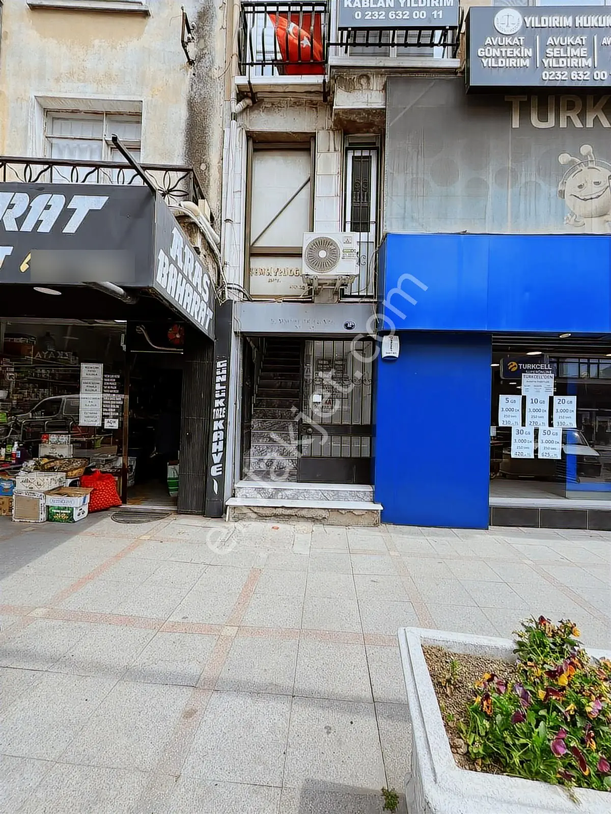 Bergama Bankalar Caddesi Şehrin Merkezinde Fırsat Daire! - Görsel 2