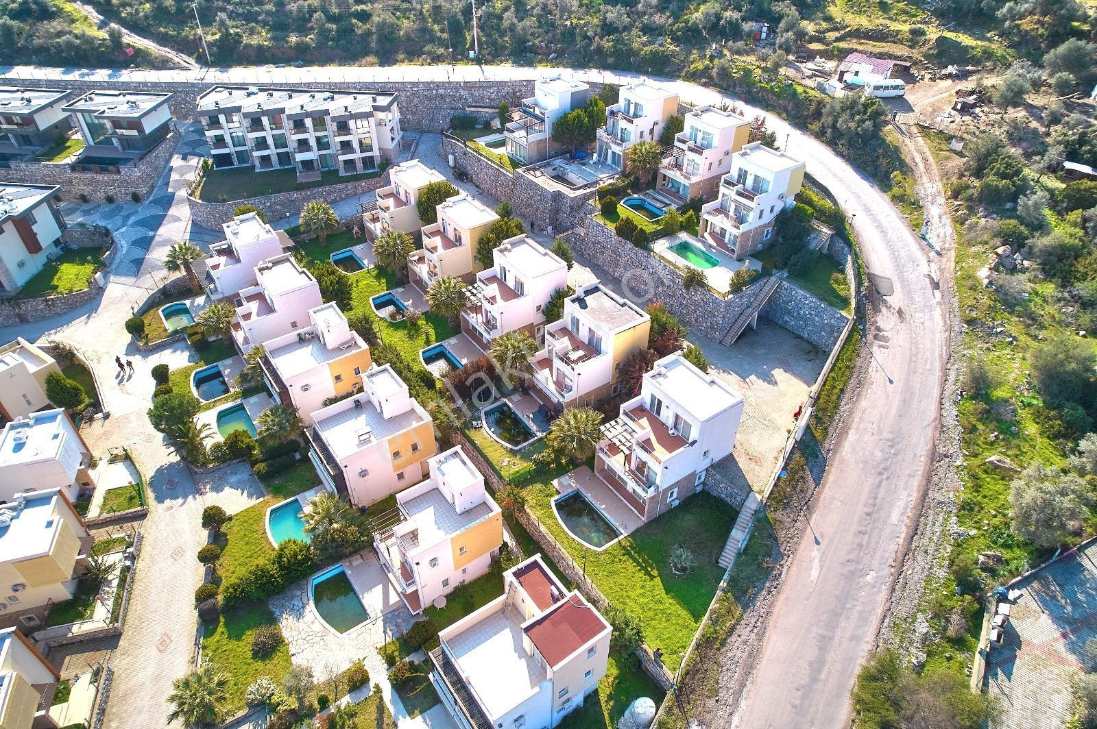 Kıyıkışlacıkta Deniz Manzaralı Fırsat Villalar - Görsel 12