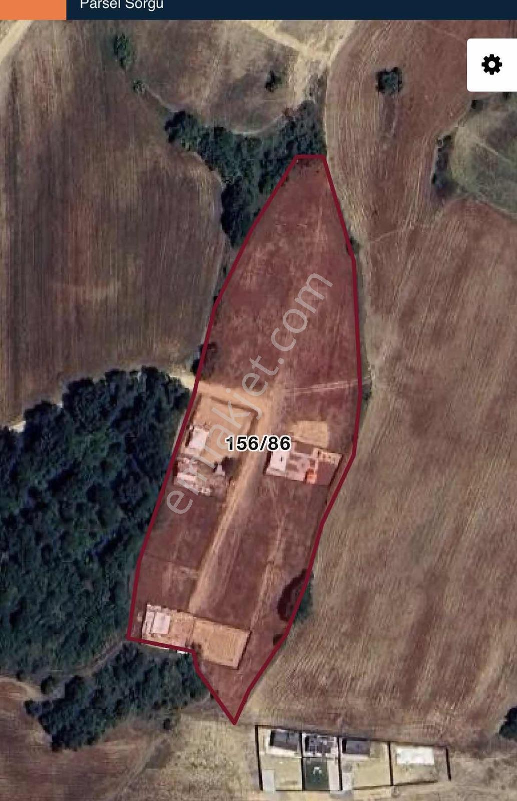 Mollafenari Akviran Köyünde Satılık Tarla 330 M2