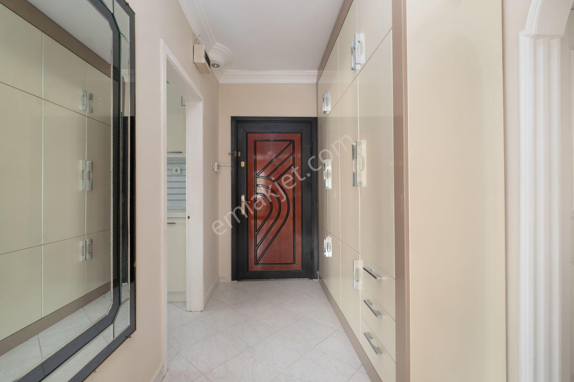 Remax Area’dan Gazi Caddesinde, Ferah Ve Masrafsız, 130 M² Daire - Görsel 25
