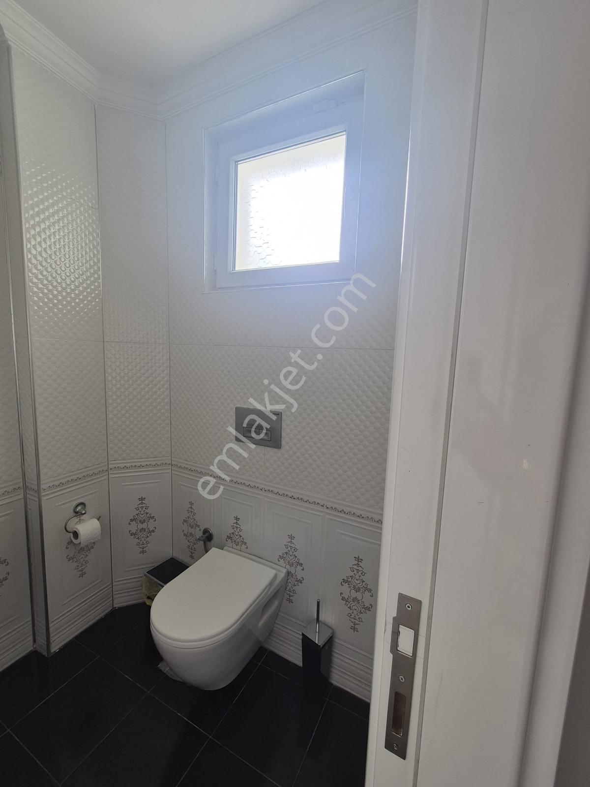 Erva'dan Yıldız 88 Sitesinde 5+2 Yapılı Köşe Villa - Görsel 10