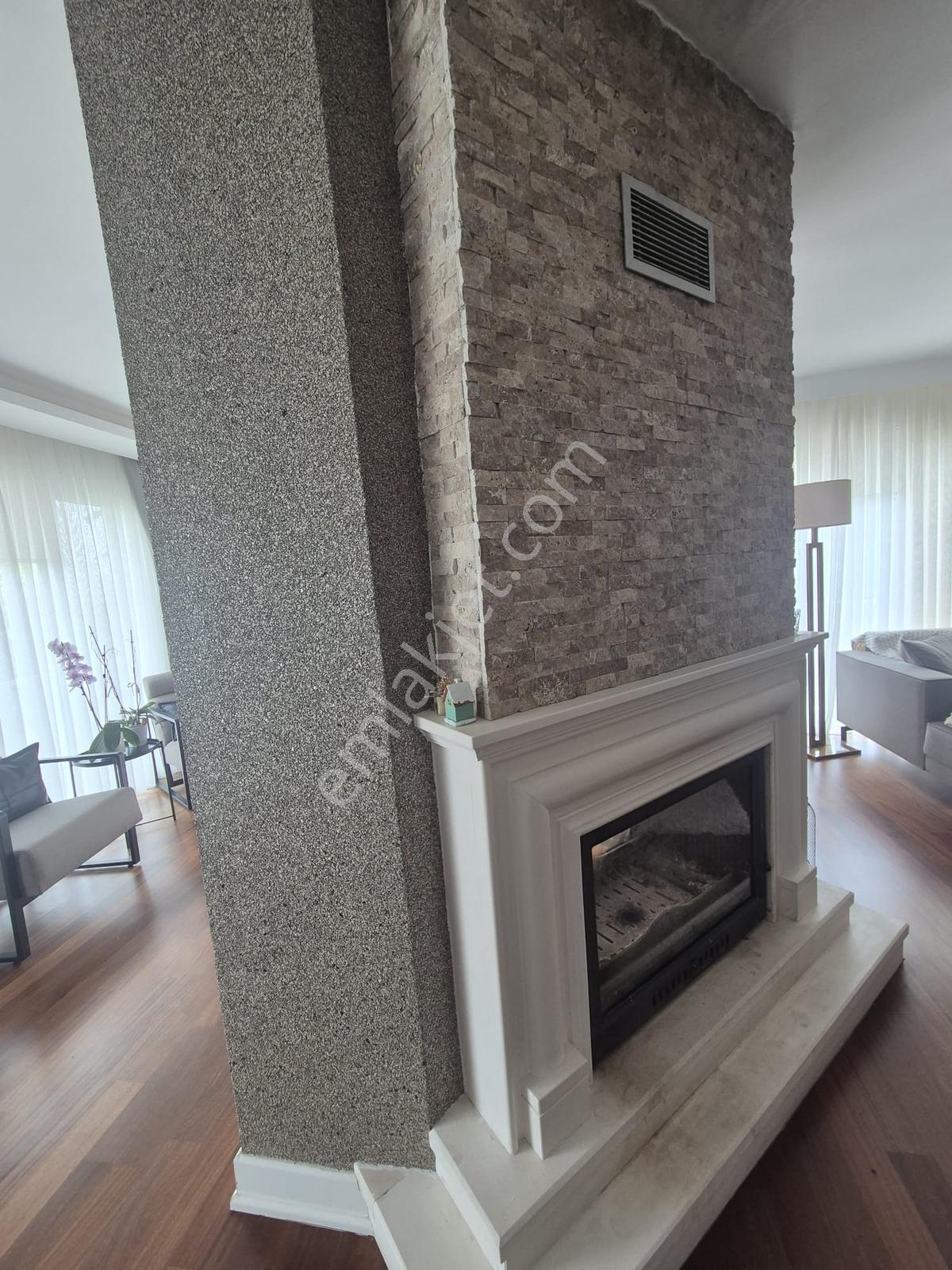 Erva'dan Yıldız 88 Sitesinde 5+2 Yapılı Köşe Villa - Görsel 31