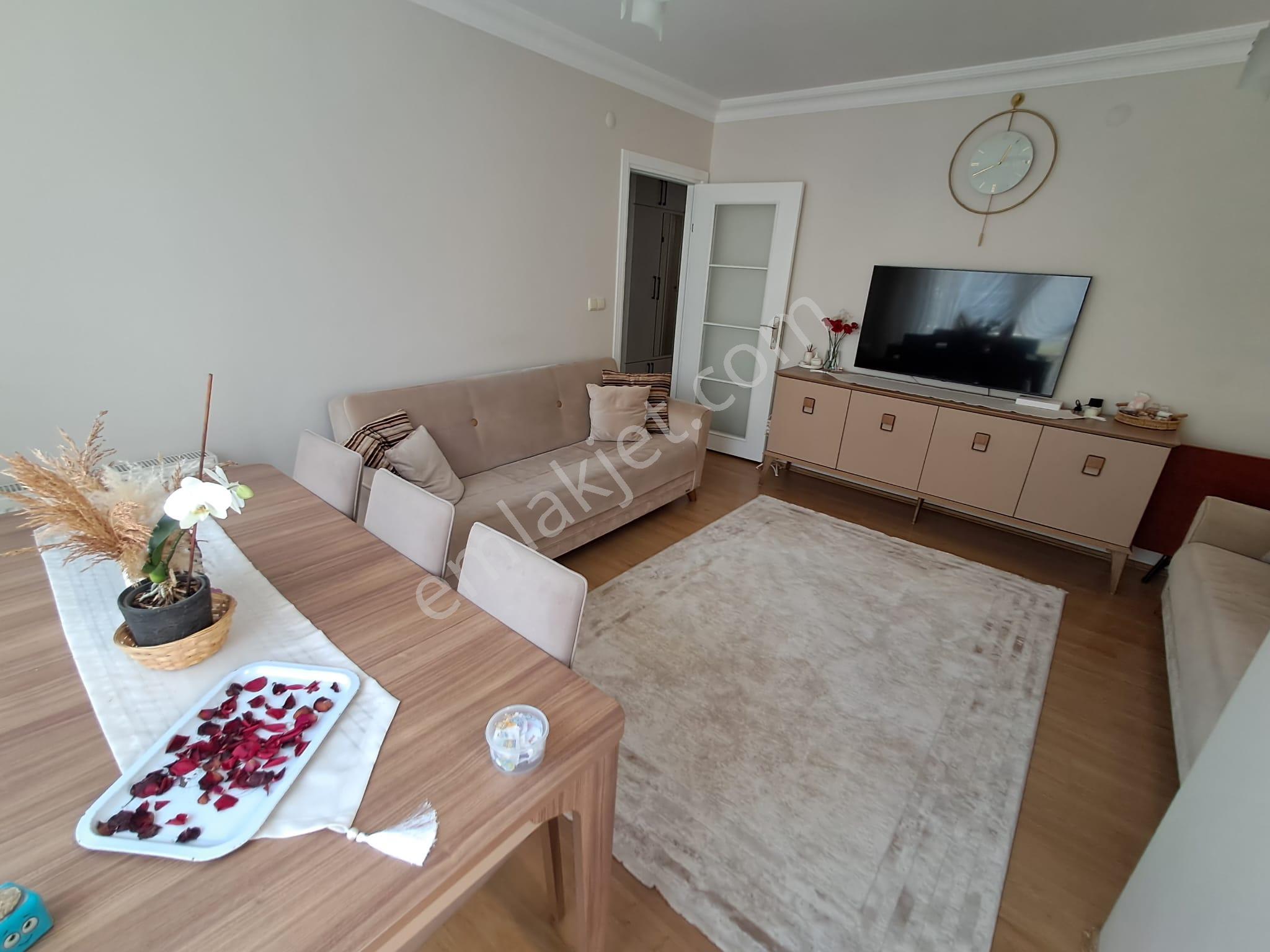 Oryaştan Ataşehir Kayışdağında Masrafsız 90m2 2+1 Arakat Daire - Görsel 6