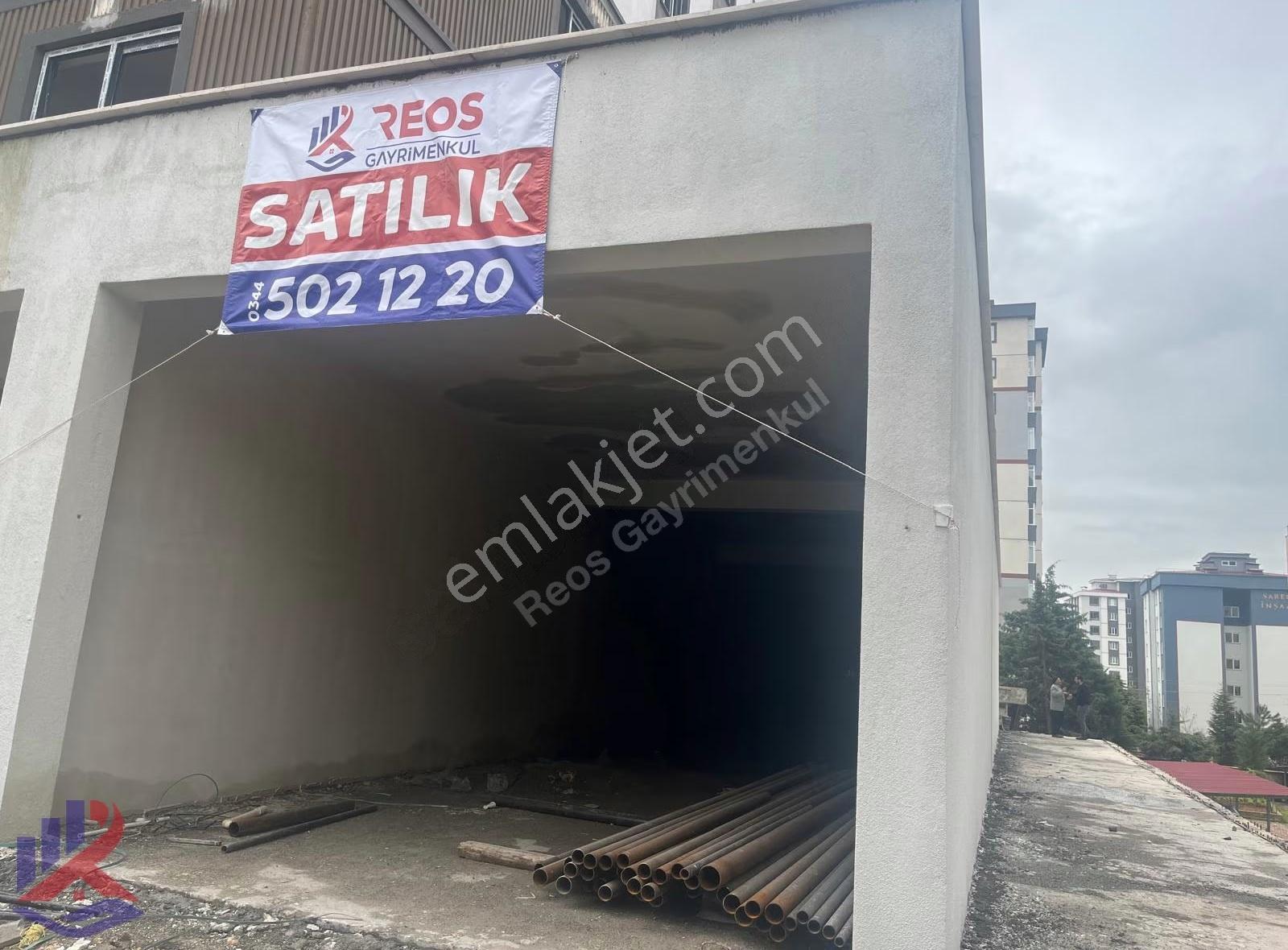 Reos'dan Ana Cadde,tabela Ve Vitrin Değeri Yüksek Satılık Dükkan - Görsel 13