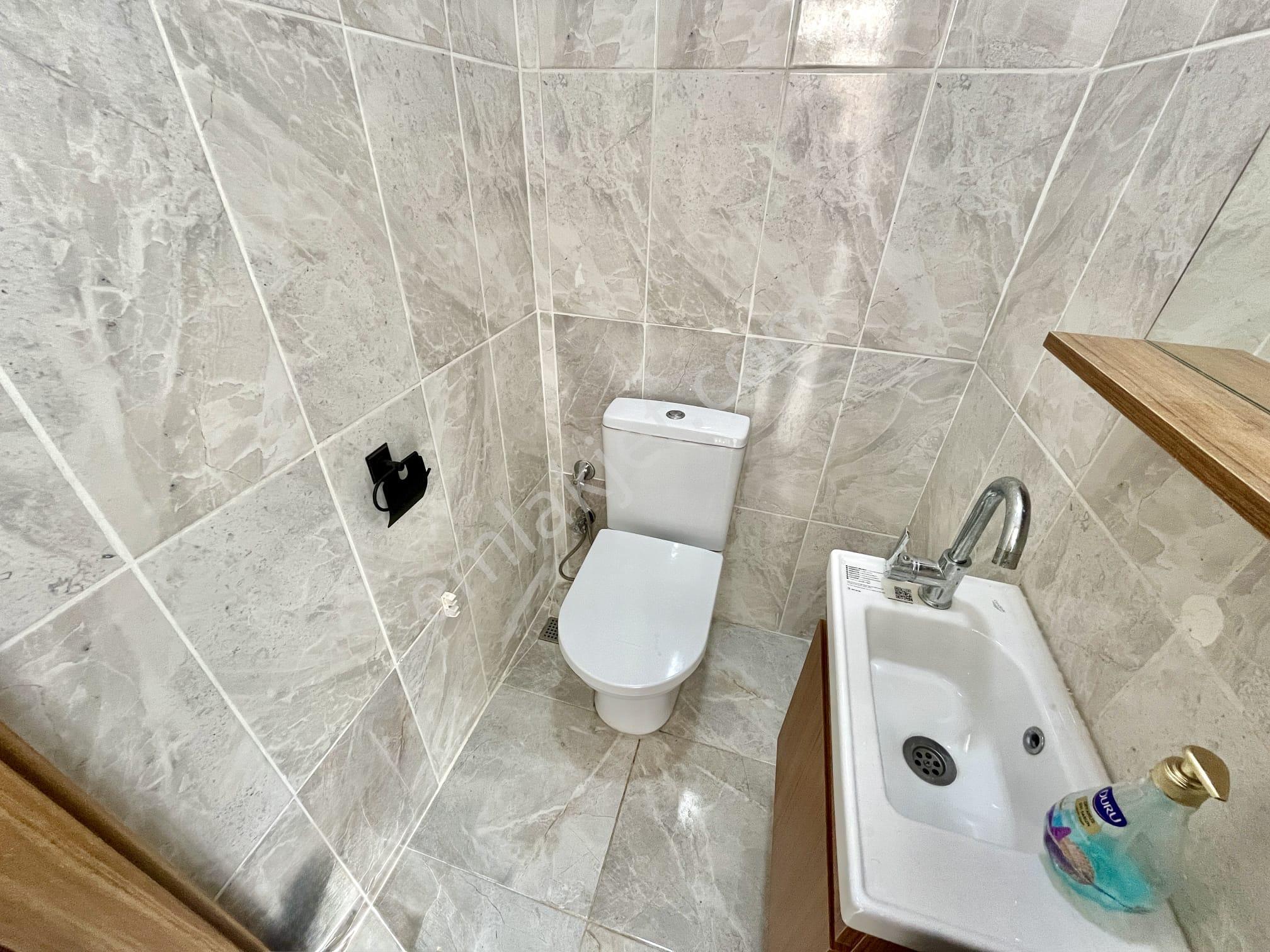 Kartal Cumhuriyet Mahallesi Kiralık Depolu Dükkan - Görsel 5
