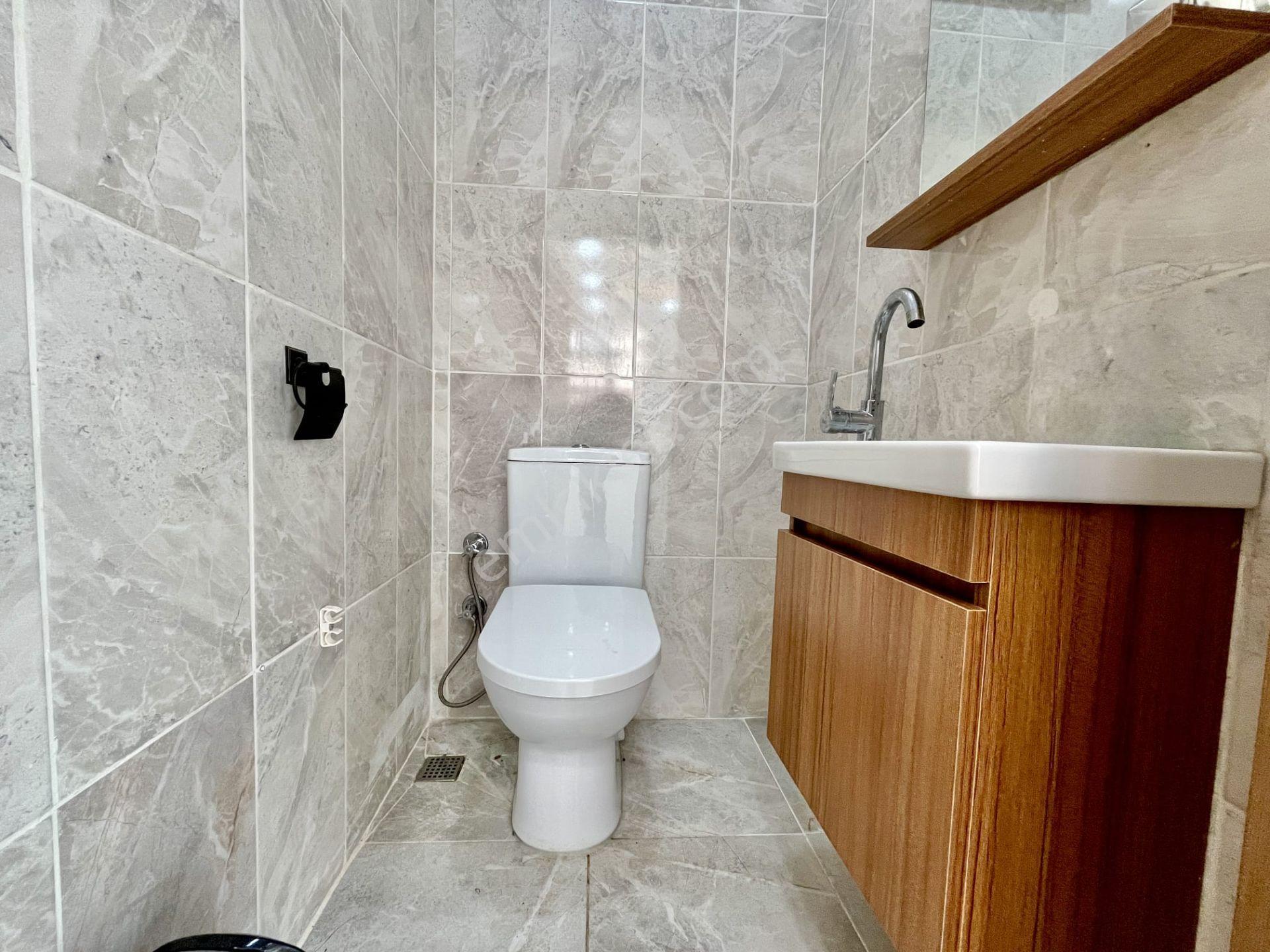Kartal Cumhuriyet Mahallesi Kiralık Depolu Dükkan - Görsel 6