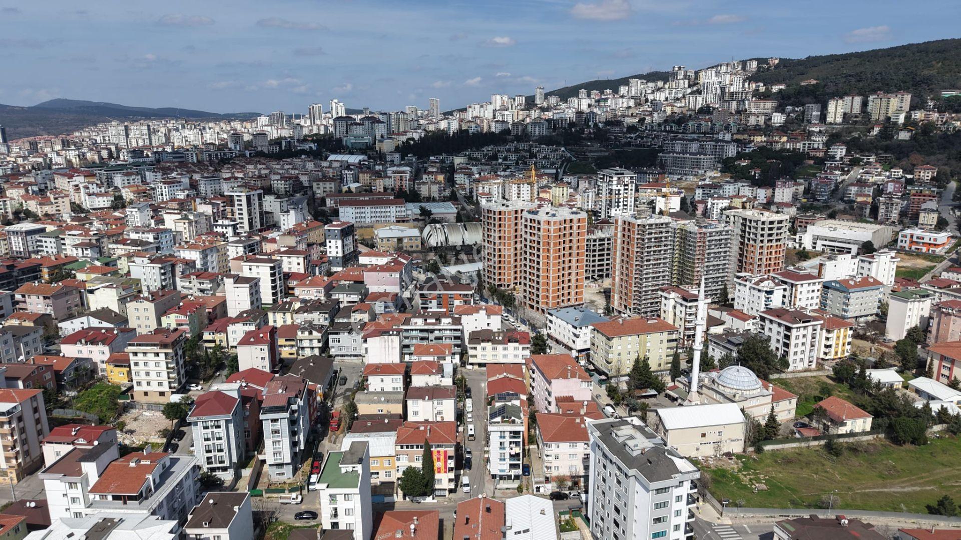 Kartal Cumhuriyet Mahallesi Kiralık Depolu Dükkan - Görsel 17