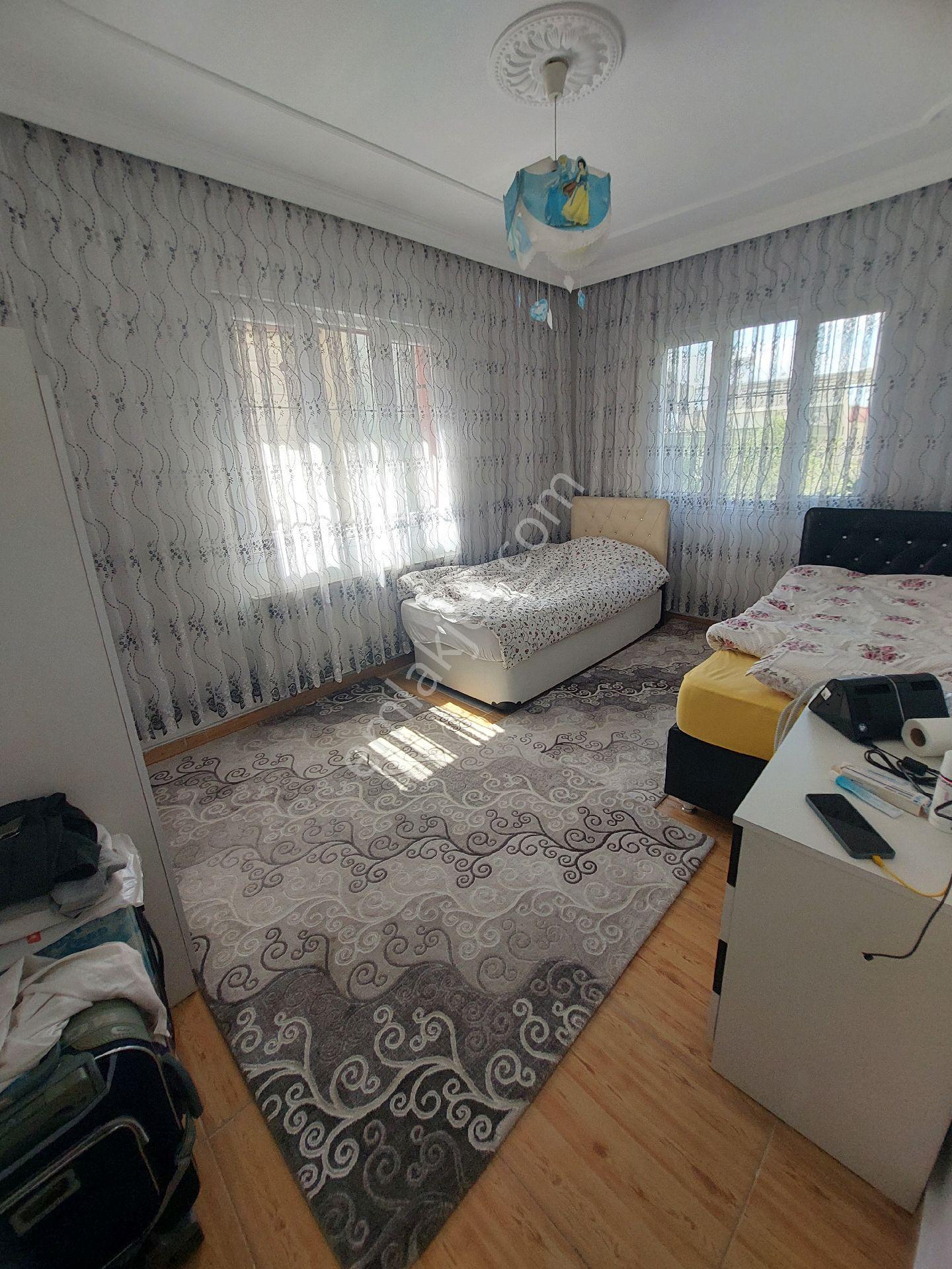 Konak Mahallesinde Satlık Komple Bina - Görsel 13