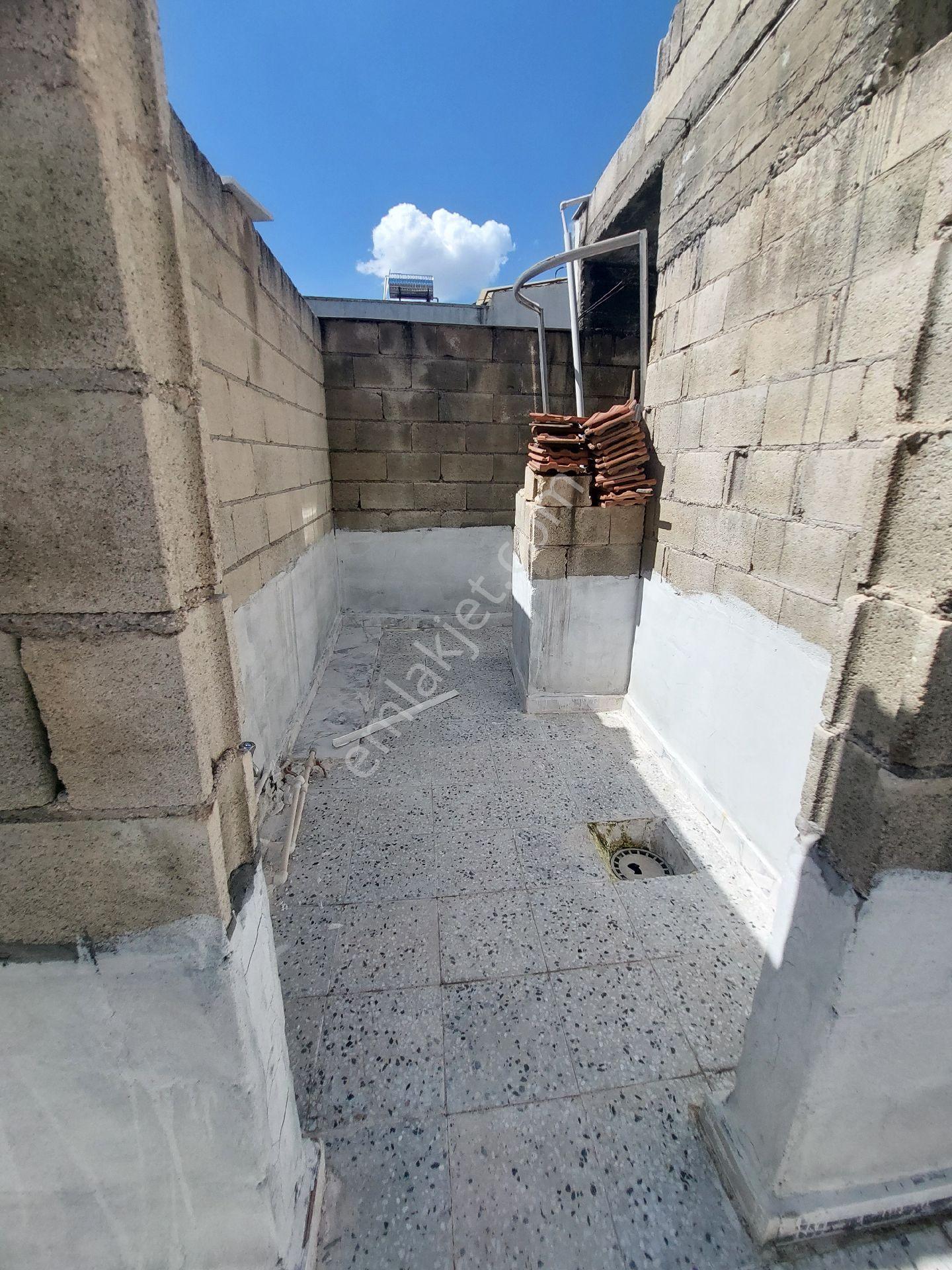 Konak Mahallesinde Satlık Komple Bina - Görsel 24