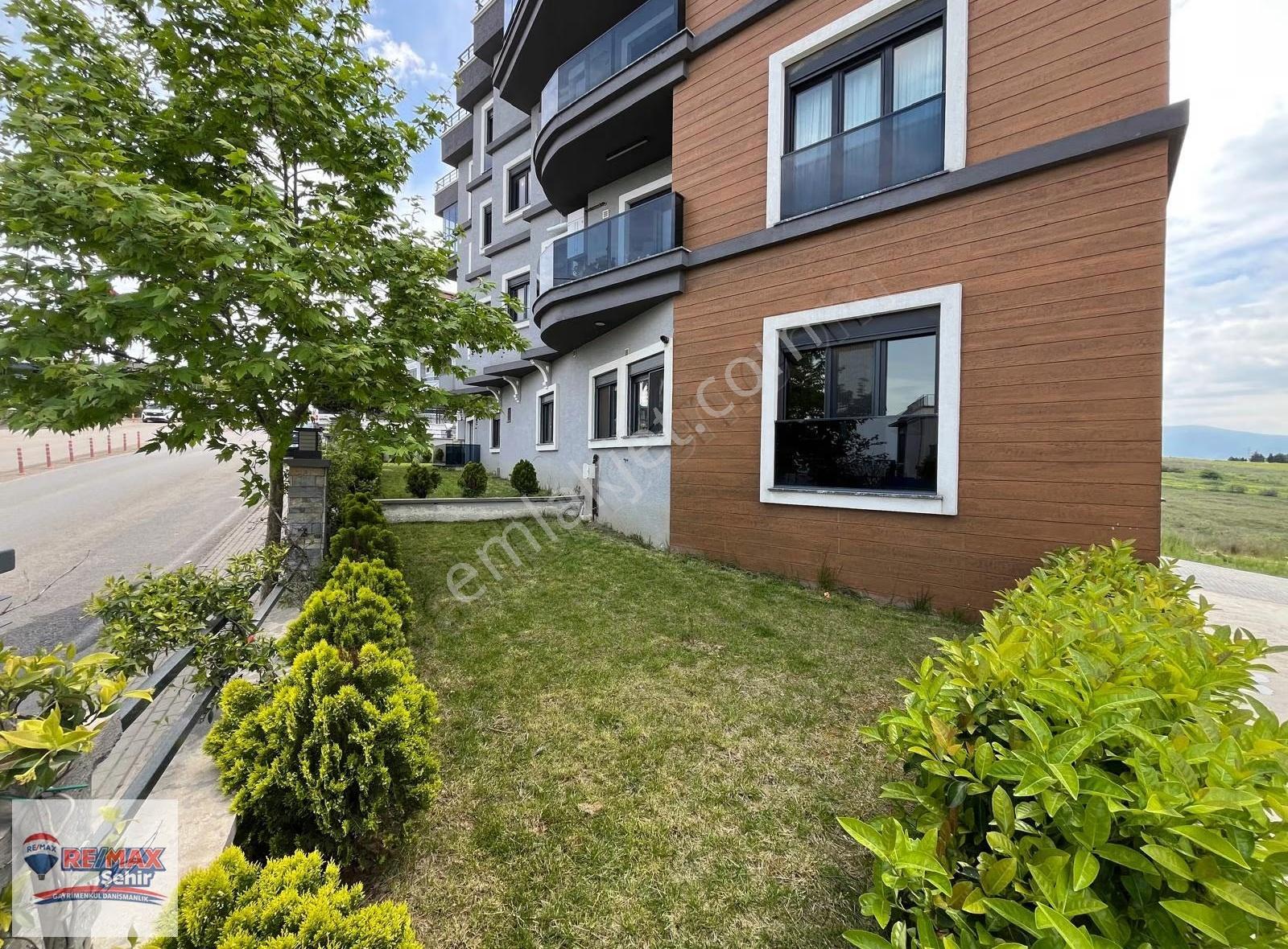 Re/max'dan Çiftlikköy'de Deniz Ve Doğa Manzaralı Sat. 3+1 Daire - Görsel 30