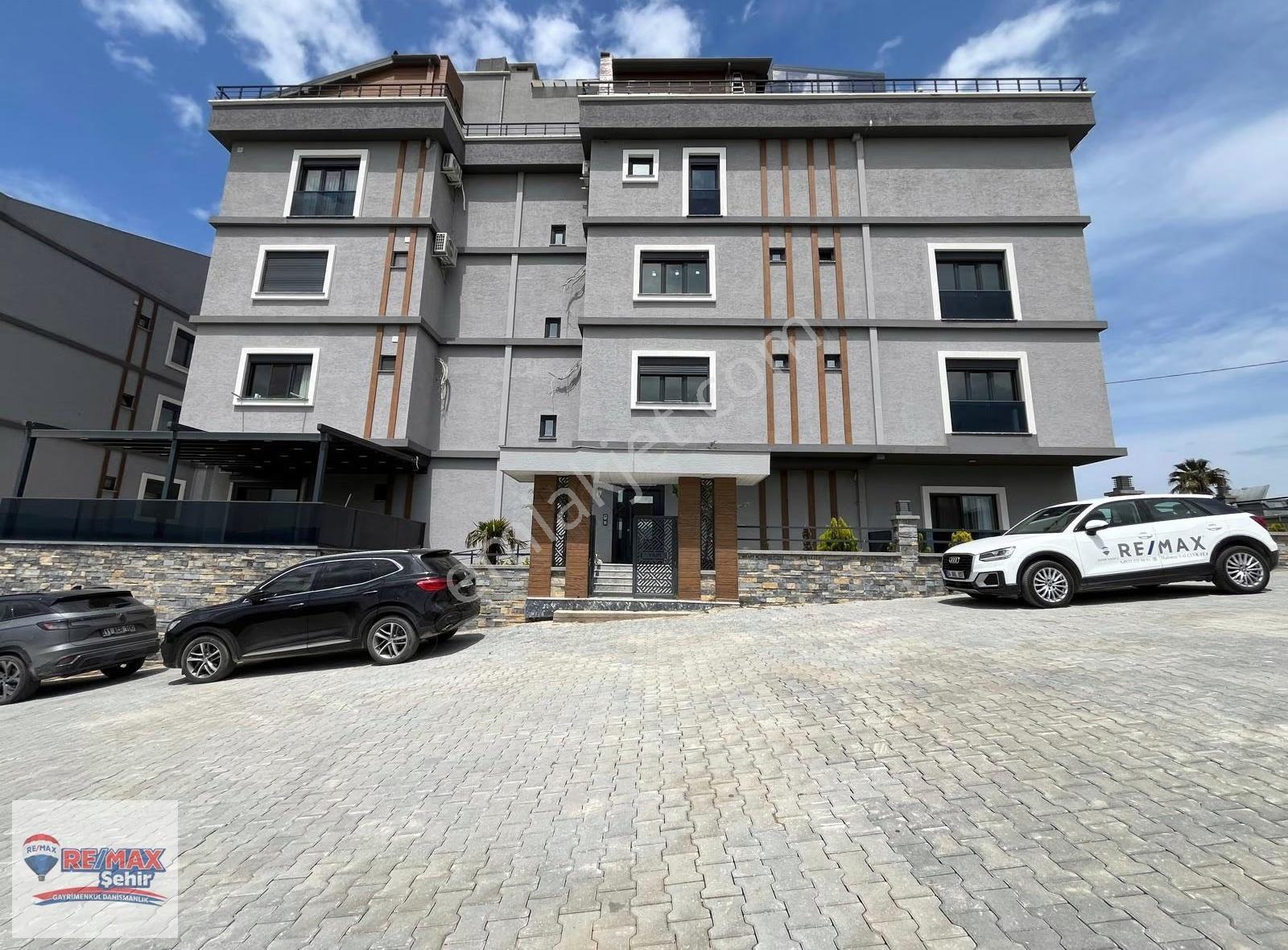 Re/max'dan Çiftlikköy'de Deniz Ve Doğa Manzaralı Sat. 3+1 Daire - Görsel 32