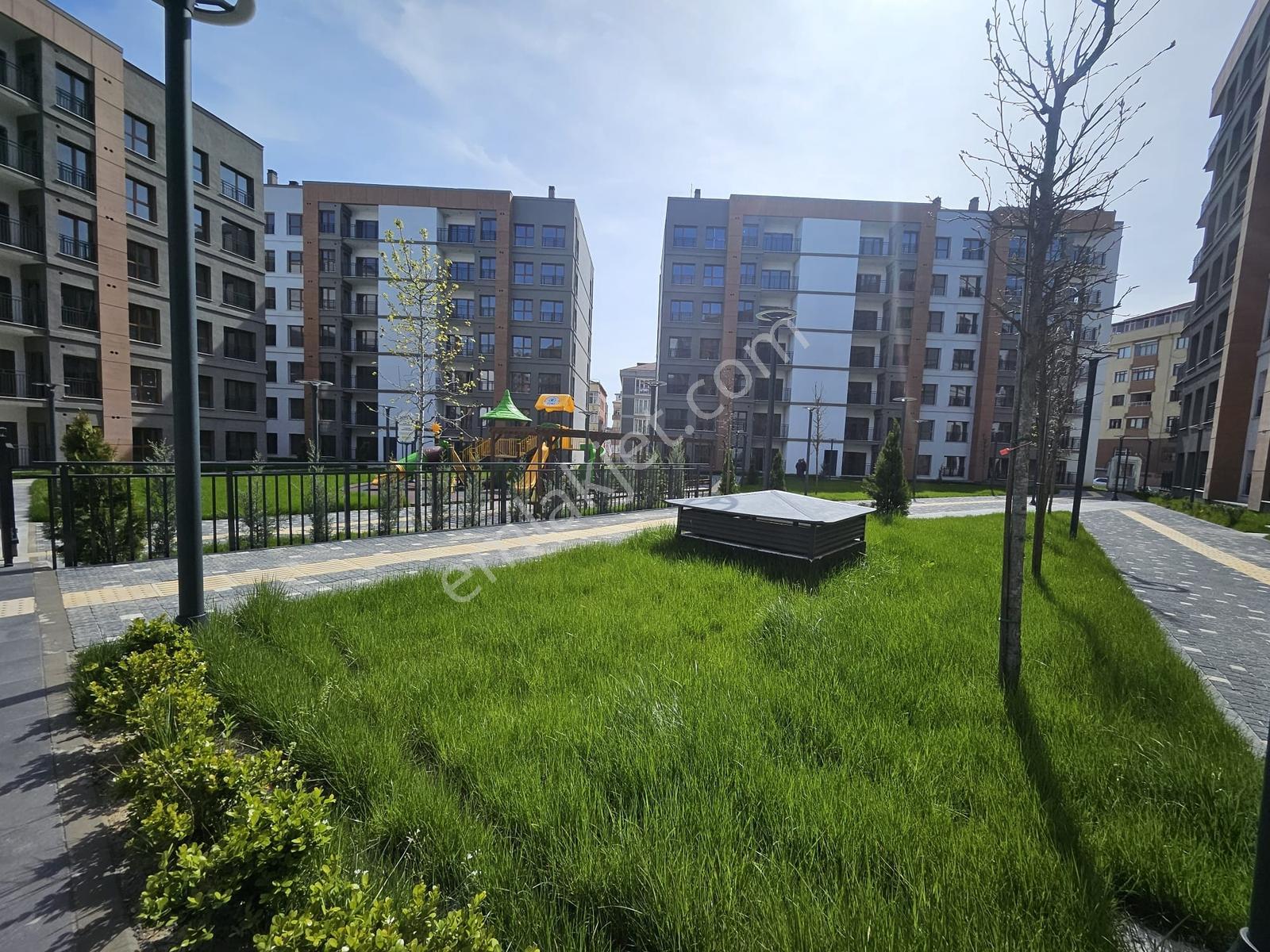 Kağıthane Merkez Mh. Toki Hizmet Sitesi 2+1 Satılık Daire - Görsel 32