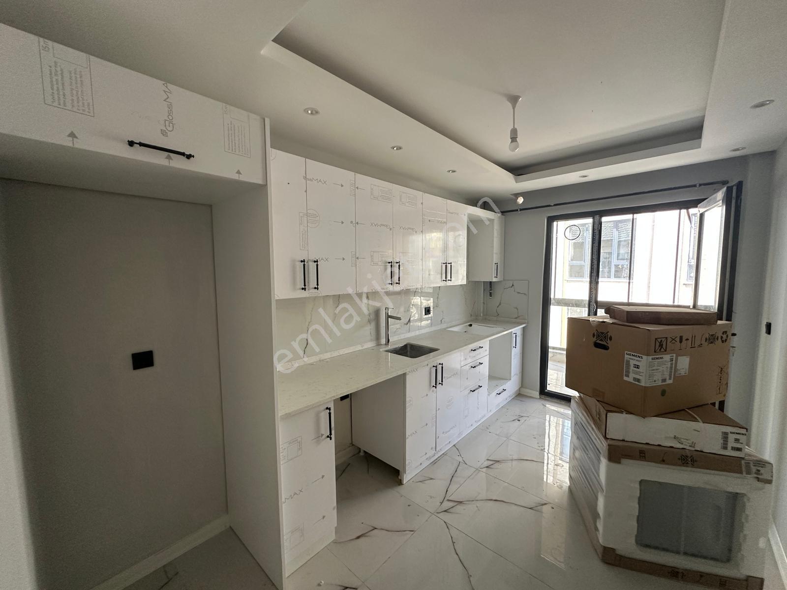 Akçakoca Merkezde 3+1 Mutfak Ayrı Sıfır Lüx Daire - Görsel 13