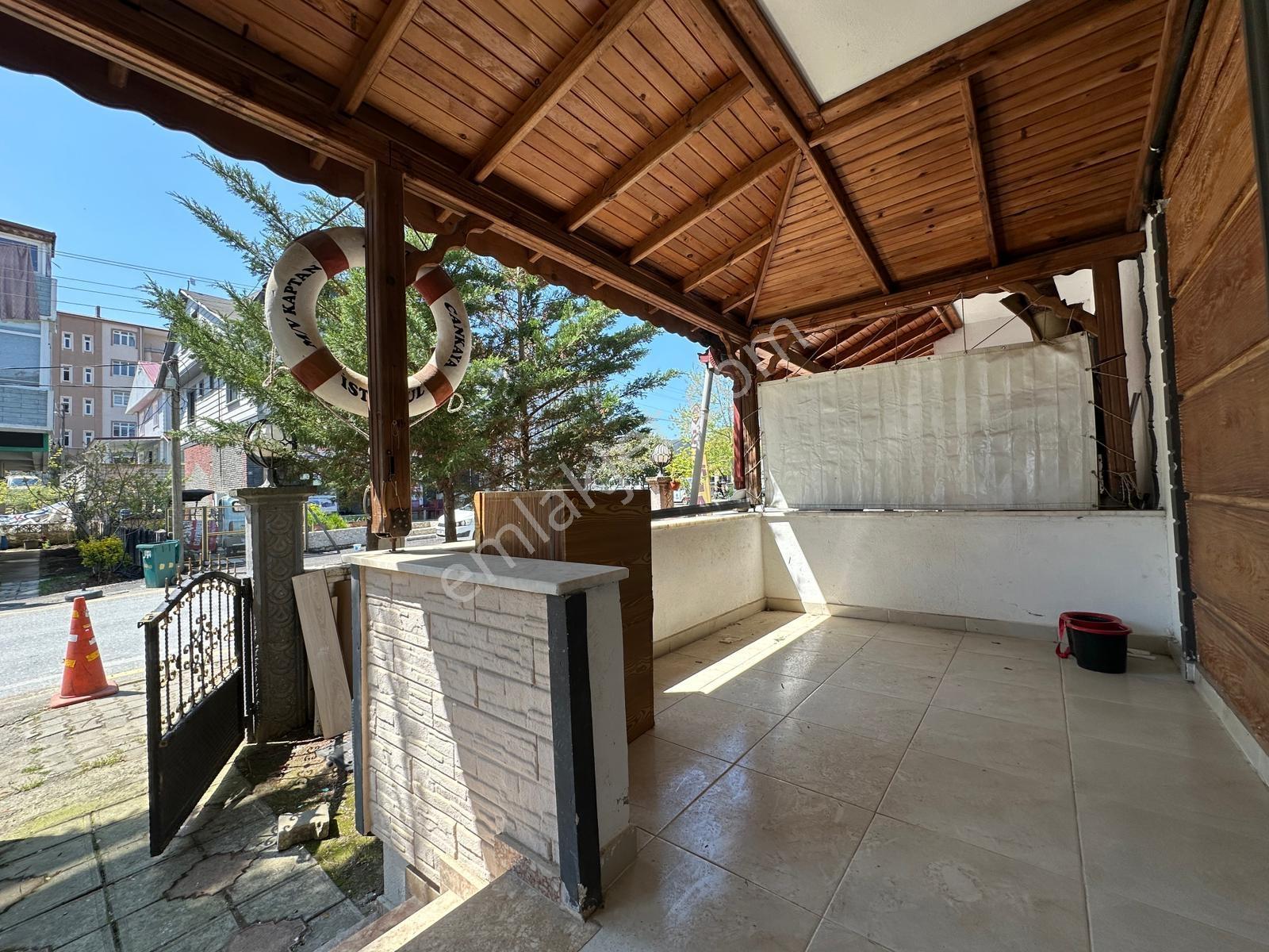 Kocaali Yalı Mahallesinde Kiralık Tribleks Villa - Görsel 2