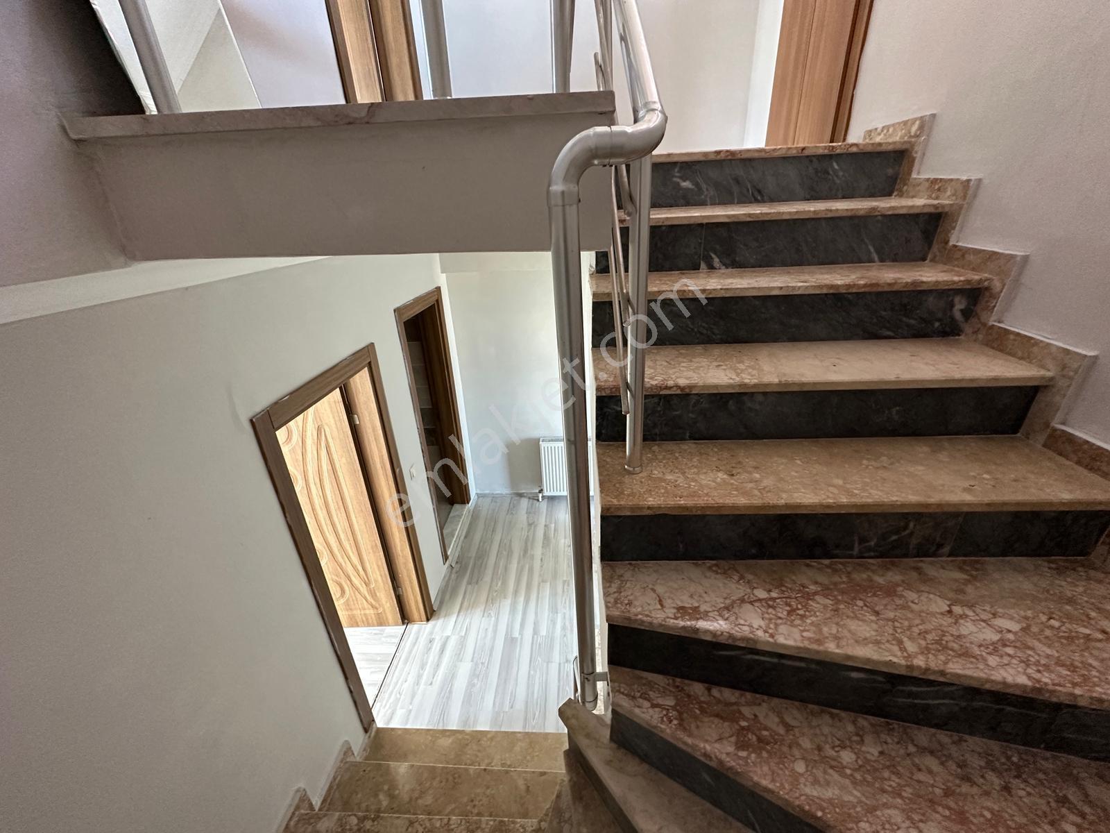 Kocaali Yalı Mahallesinde Kiralık Tribleks Villa - Görsel 26
