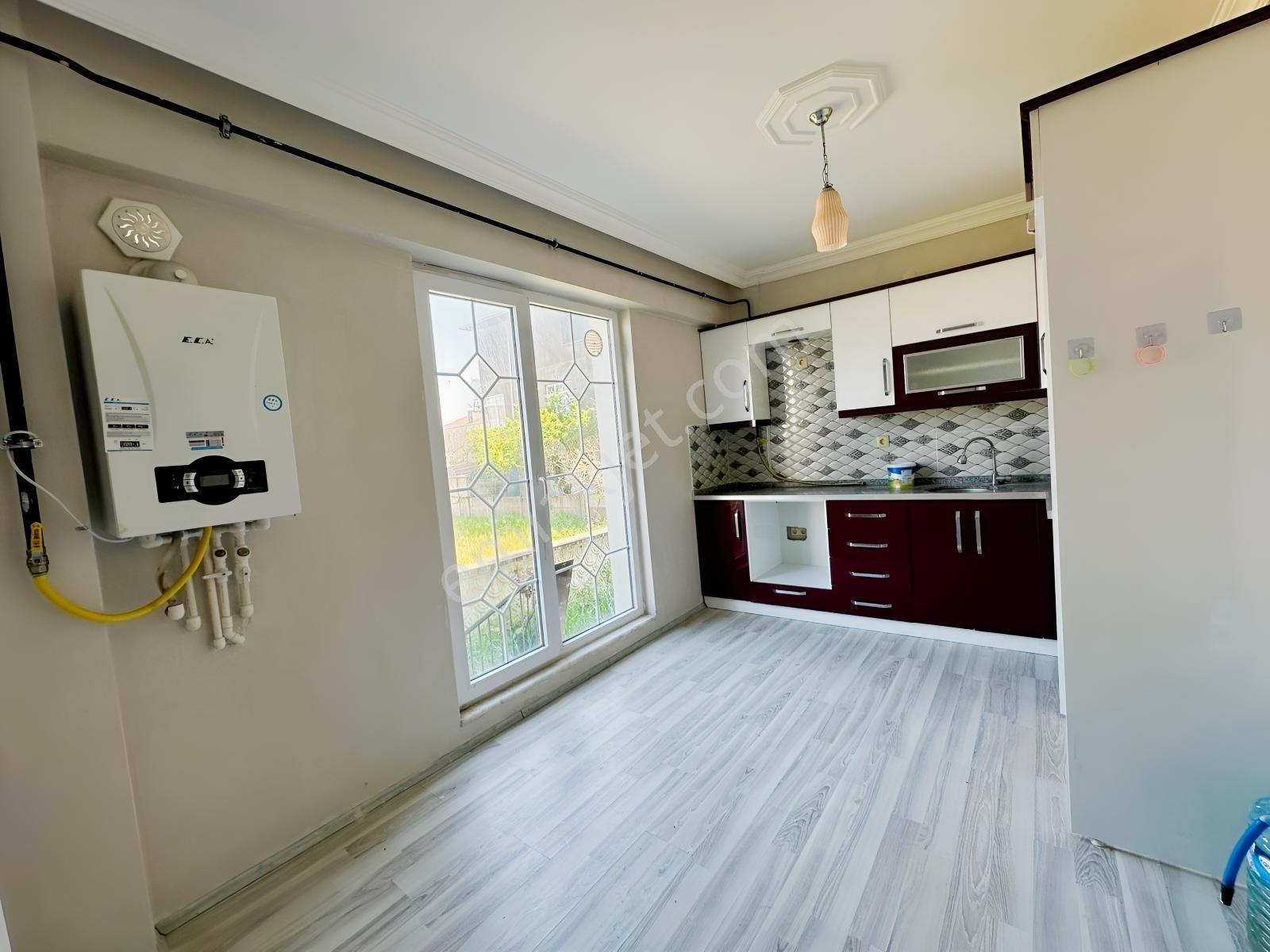 Kocaali Yalı Mahallesinde Kiralık Tribleks Villa - Görsel 15