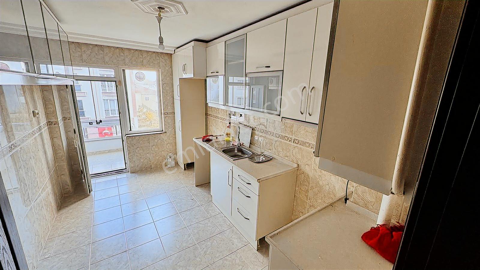 Tekirdağ / Muratlı / Muradiye / Cadde Üzeri / Satılık 3+1 Daire - Görsel 3