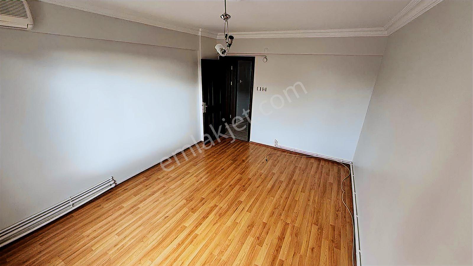 Tekirdağ / Muratlı / Muradiye / Cadde Üzeri / Satılık 3+1 Daire - Görsel 13