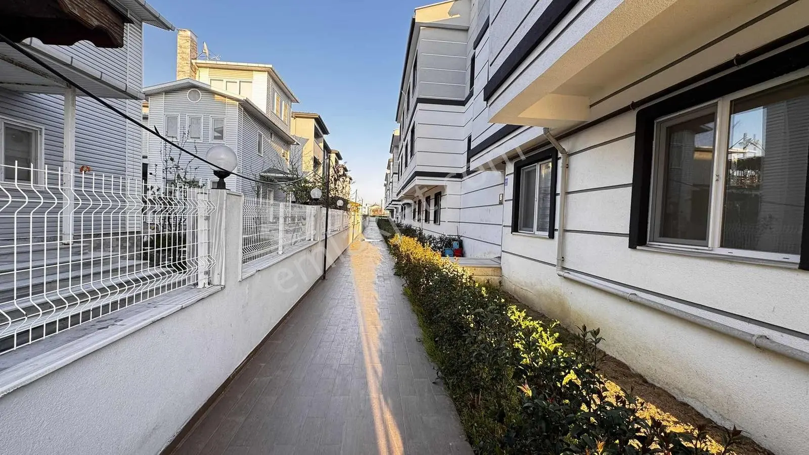 Tekirdağ / Merkez / Kumbağ / Site İçinde / Havuzlu - Görsel 2