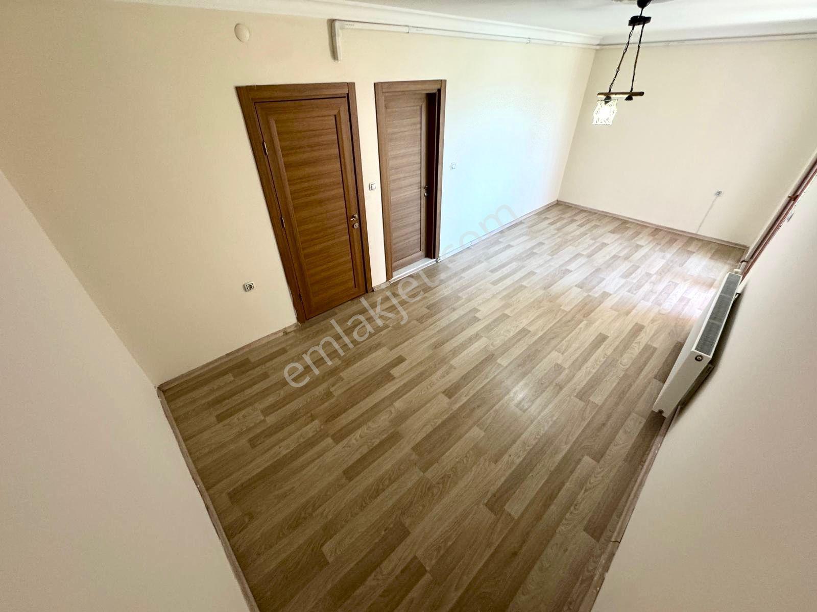 🏡 Referans'tan Edremit'te Ebeveyn Banyolu Ayrı Mutfak Asansörlü 3+1 Daire - Görsel 19