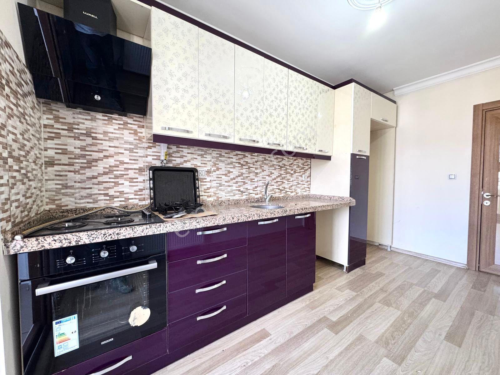 🏡 Referans'tan Edremit'te Ebeveyn Banyolu Ayrı Mutfak Asansörlü 3+1 Daire