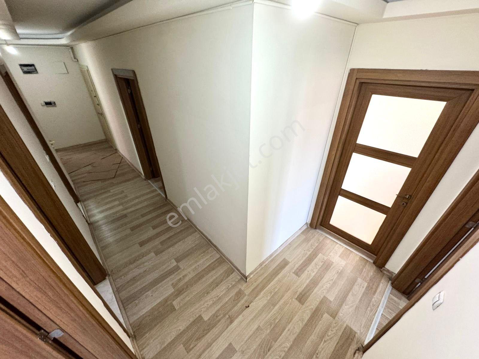 🏡 Referans'tan Edremit'te Ebeveyn Banyolu Ayrı Mutfak Asansörlü 3+1 Daire - Görsel 8