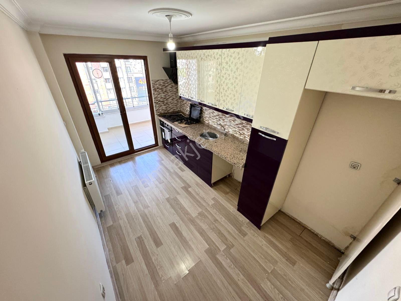 🏡 Referans'tan Edremit'te Ebeveyn Banyolu Ayrı Mutfak Asansörlü 3+1 Daire - Görsel 33