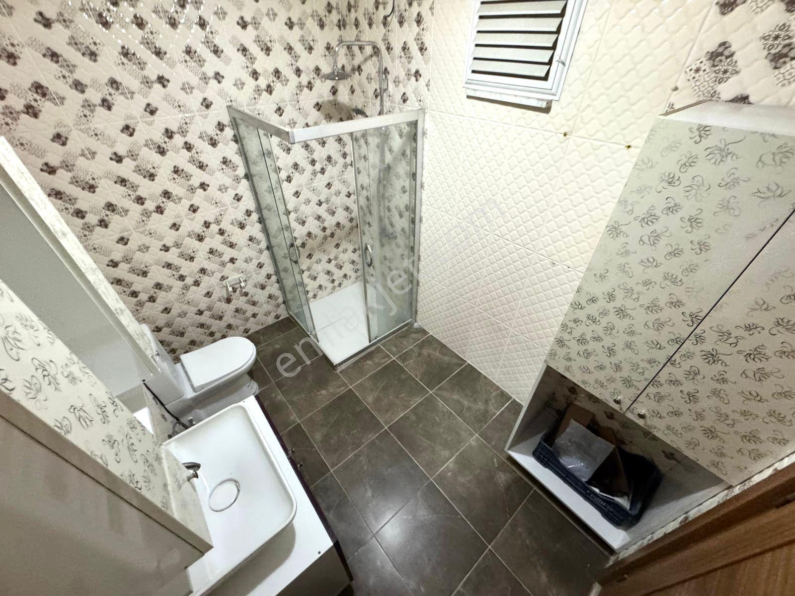 🏡 Referans'tan Edremit'te Ebeveyn Banyolu Ayrı Mutfak Asansörlü 3+1 Daire - Görsel 35