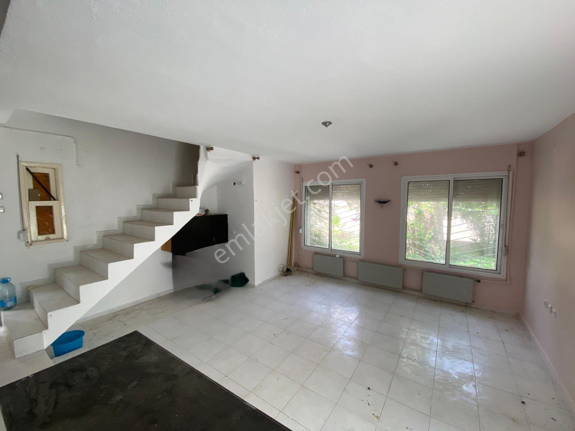 Didim Altınkum'da Denize Sıfır Yeşilkent Sitesi İçerisinde Müstakil Villa - Görsel 12
