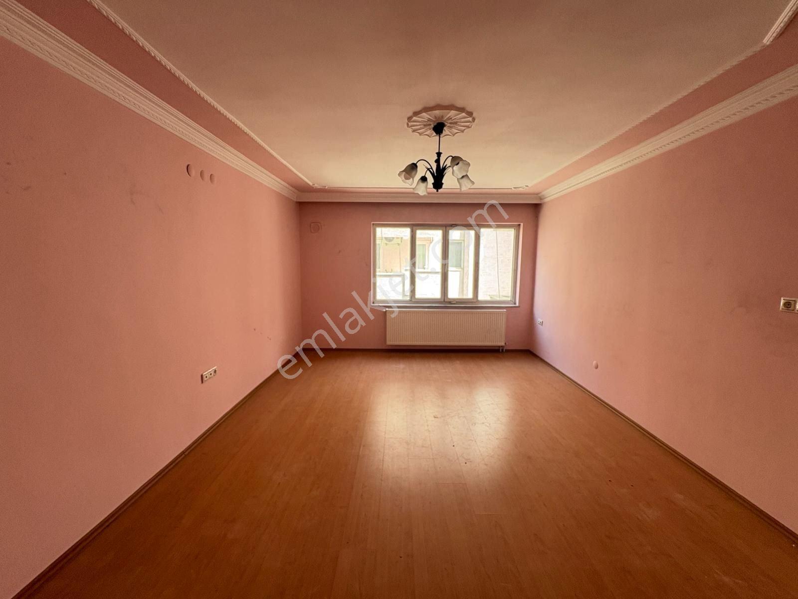 Milas Hayıtlı Mahallesinde 3+1 Doğalgazlı Ara Kat Kiralık Daire - Görsel 14