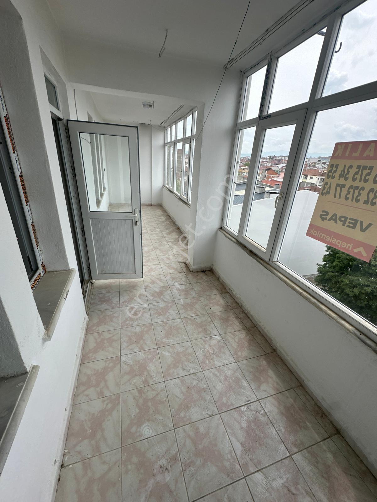 Vepaş'tan Gazi (havza) Caddesi Kiralık 2+1 Geniş Daire 120 M² - Görsel 11