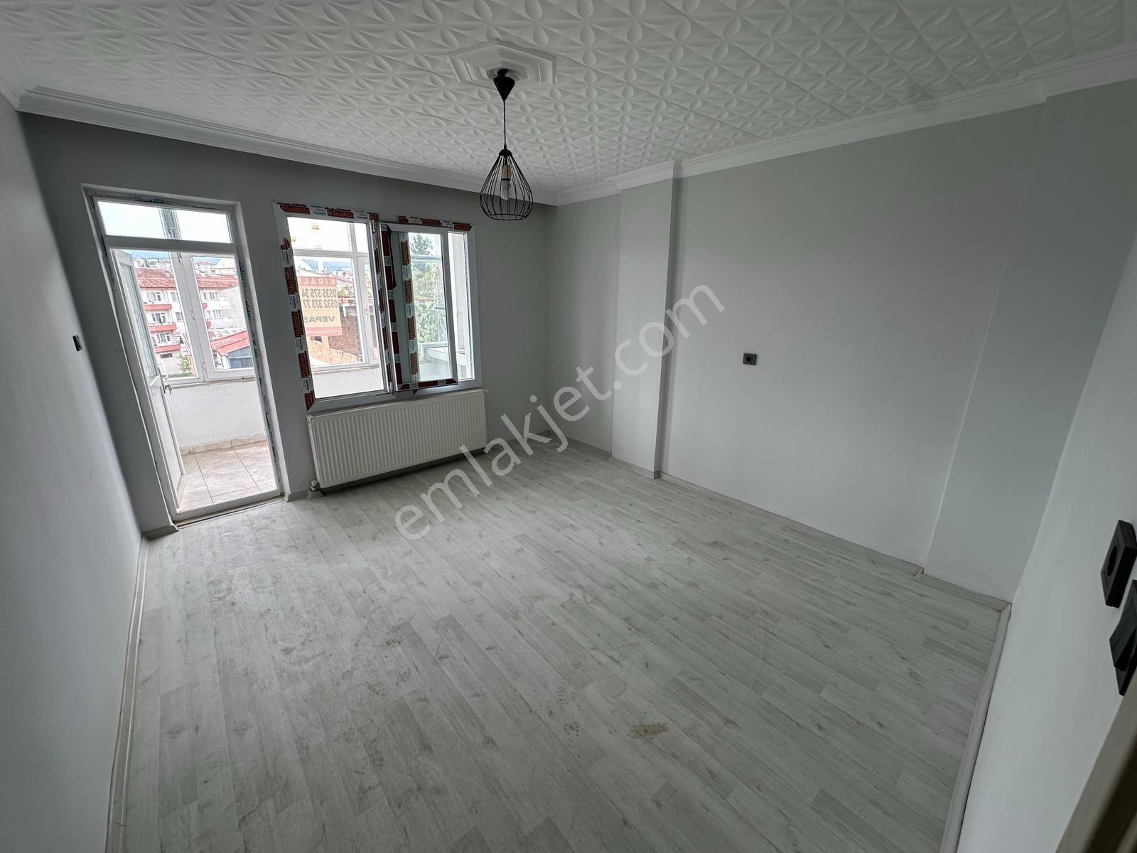 Vepaş'tan Gazi (havza) Caddesi Kiralık 2+1 Geniş Daire 120 M² - Görsel 9