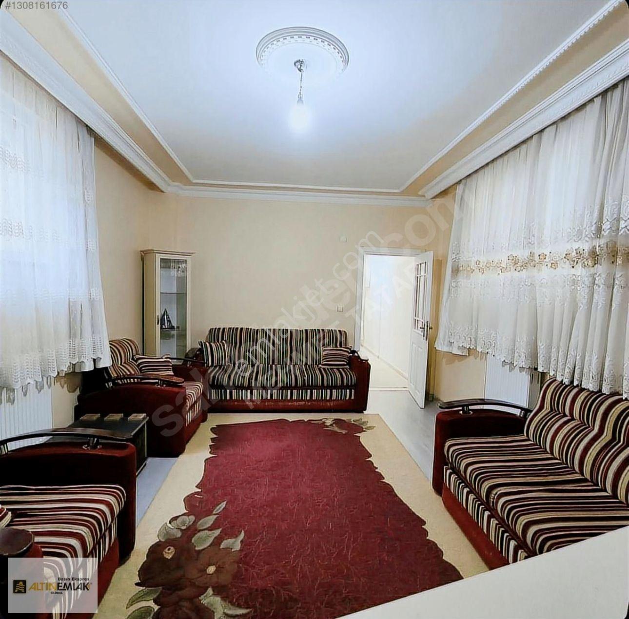 Esenyurt Yeşilkent'te Eşyalı 1+1 Bahçe Katı Daire - Görsel 32