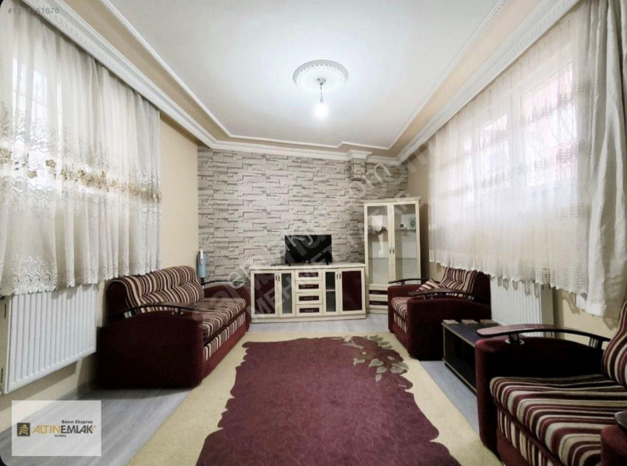 Esenyurt Yeşilkent'te Eşyalı 1+1 Bahçe Katı Daire