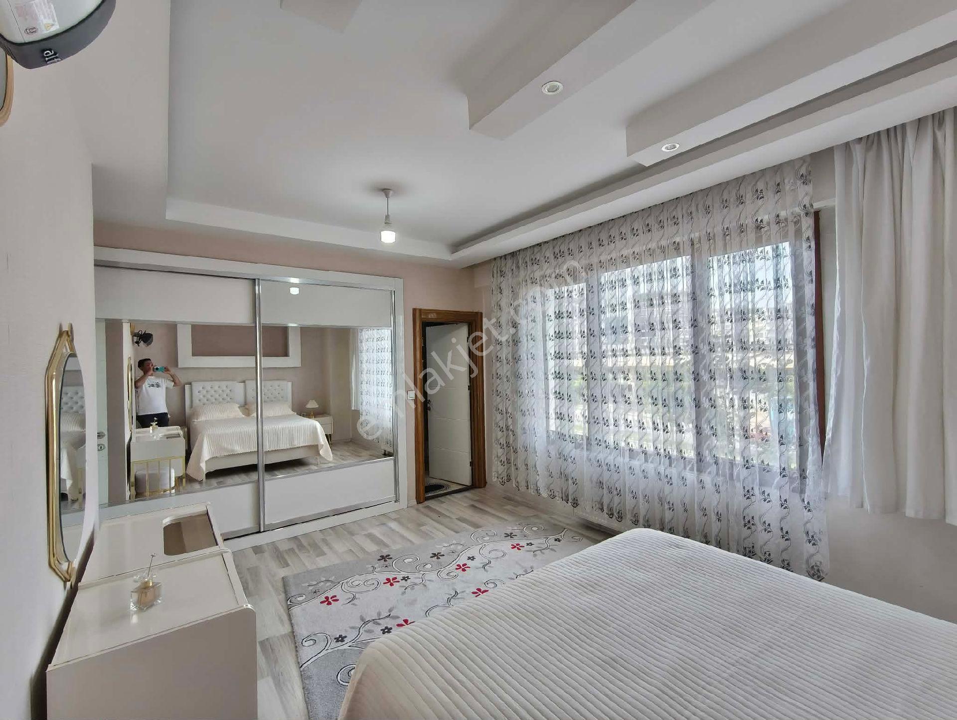 4+1 Satılık Lüks Daire Bağcılar Şatopark Ve Yenihal Civarı - Görsel 18