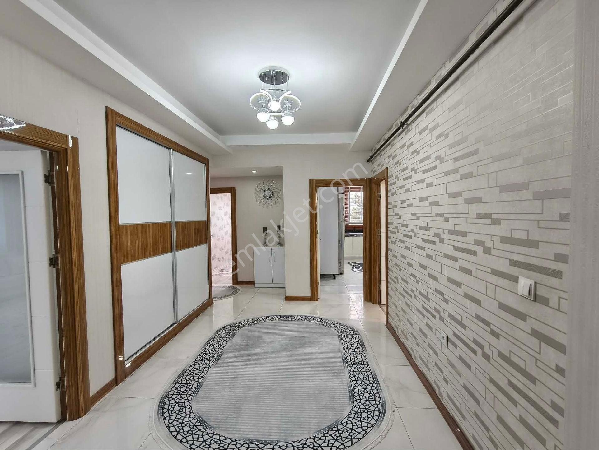 4+1 Satılık Lüks Daire Bağcılar Şatopark Ve Yenihal Civarı - Görsel 33